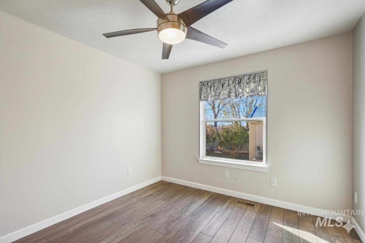 1999 Moose St., Twin Falls, Idaho 83301, 4 Bedrooms, 2 Bathrooms, Residential For Sale, Price $565,000,MLS 98966359