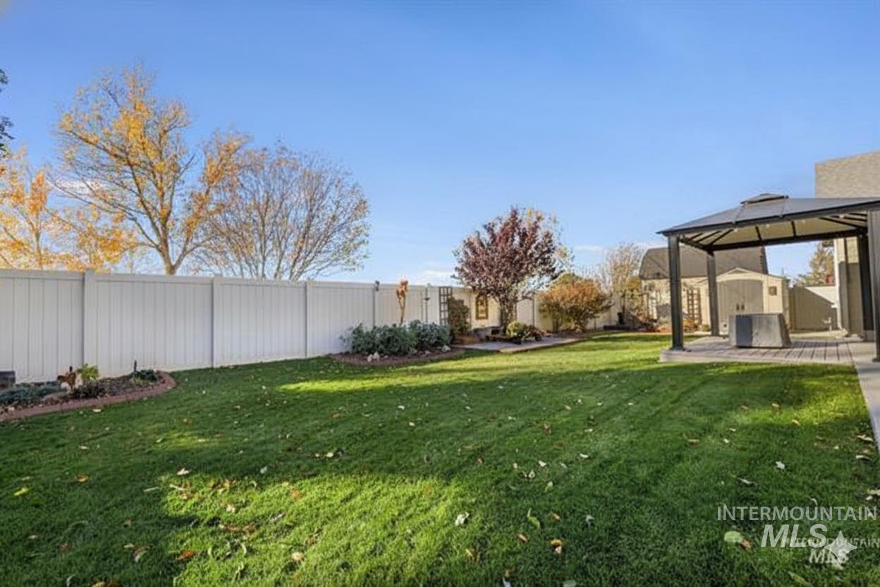 1999 Moose St., Twin Falls, Idaho 83301, 4 Bedrooms, 2 Bathrooms, Residential For Sale, Price $565,000,MLS 98966359