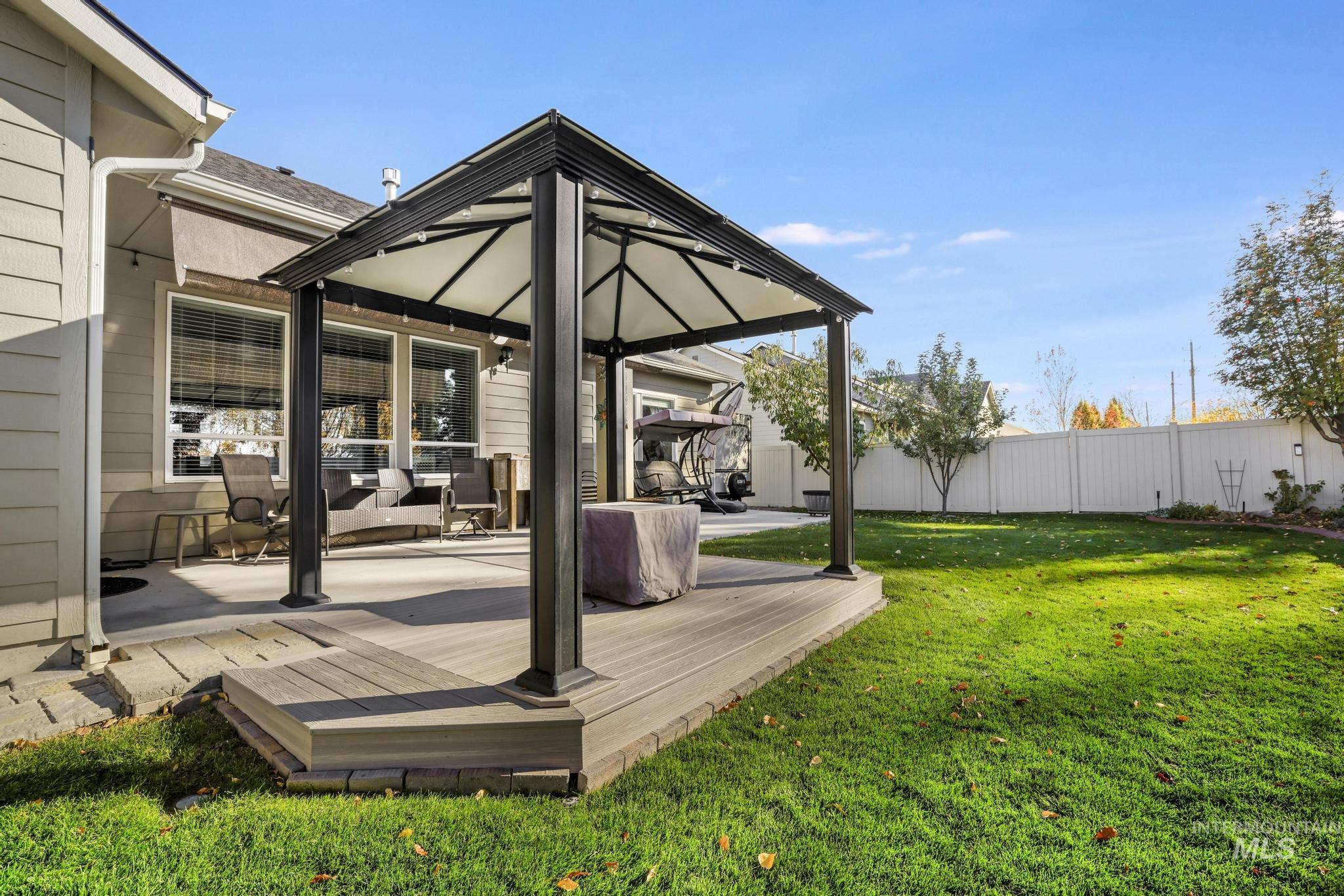 1999 Moose St., Twin Falls, Idaho 83301, 4 Bedrooms, 2 Bathrooms, Residential For Sale, Price $565,000,MLS 98966359