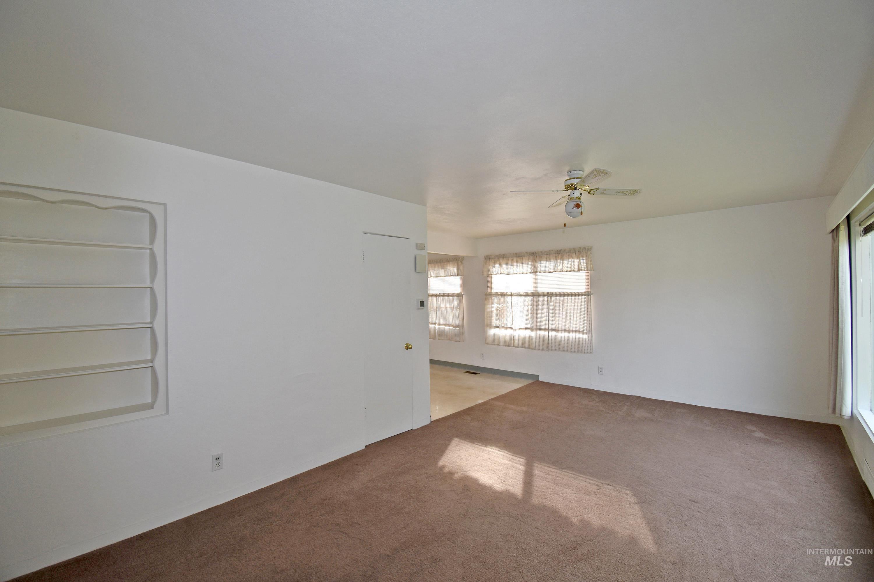 1147 5th Street, Clarkston, Washington 99403, 5 Bedrooms, 2 Bathrooms, Residential For Sale, Price $335,000, 98966360