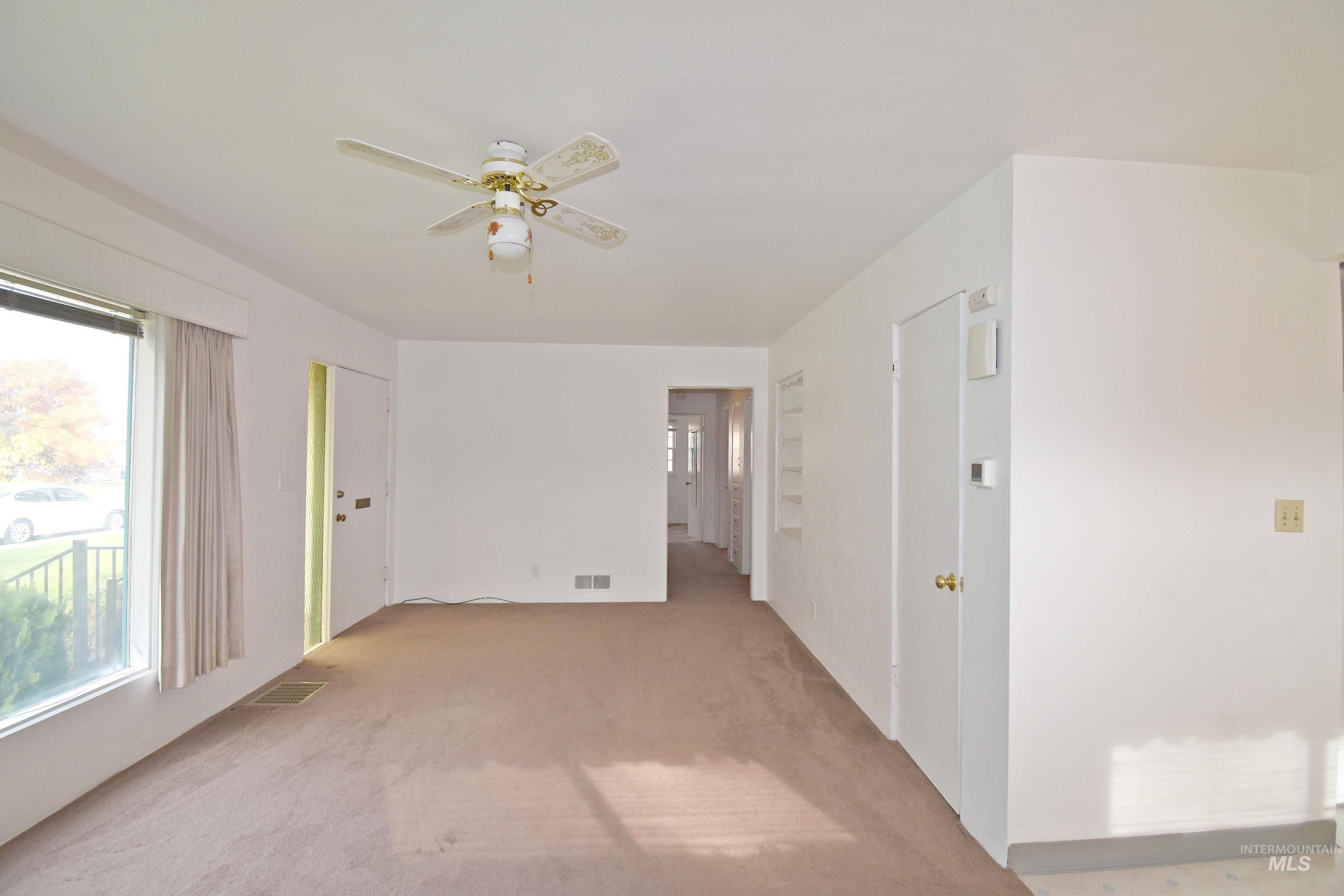 1147 5th Street, Clarkston, Washington 99403, 5 Bedrooms, 2 Bathrooms, Residential For Sale, Price $335,000, 98966360