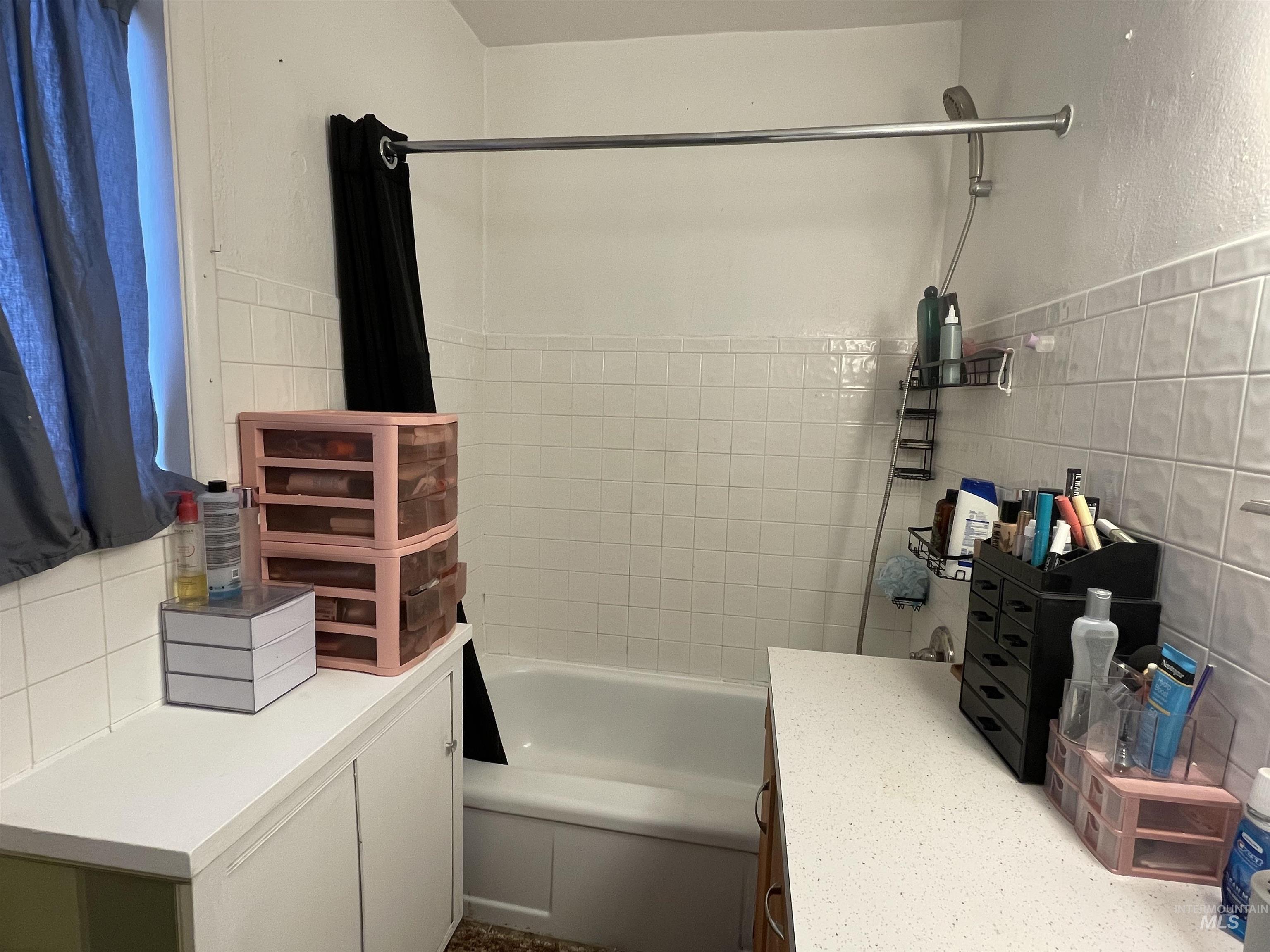 718 S Colorado Ave, Fruitland, Idaho 83619, 2 Bedrooms, 1 Bathroom, Residential For Sale, Price $219,999,MLS 98966361