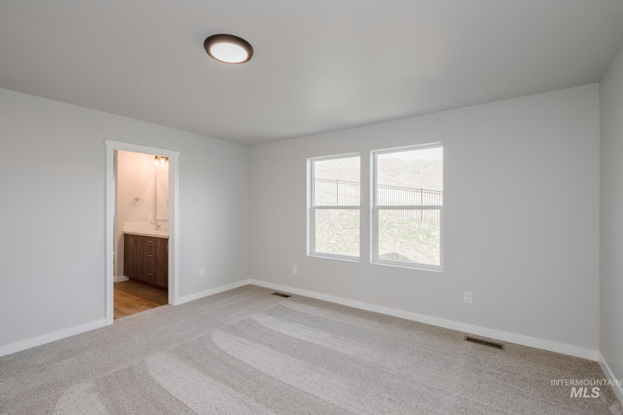 234 Caribou Ct, Horseshoe Bend, Idaho 83629, 3 Bedrooms, 2.5 Bathrooms, Residential For Sale, Price $385,990, 98966365