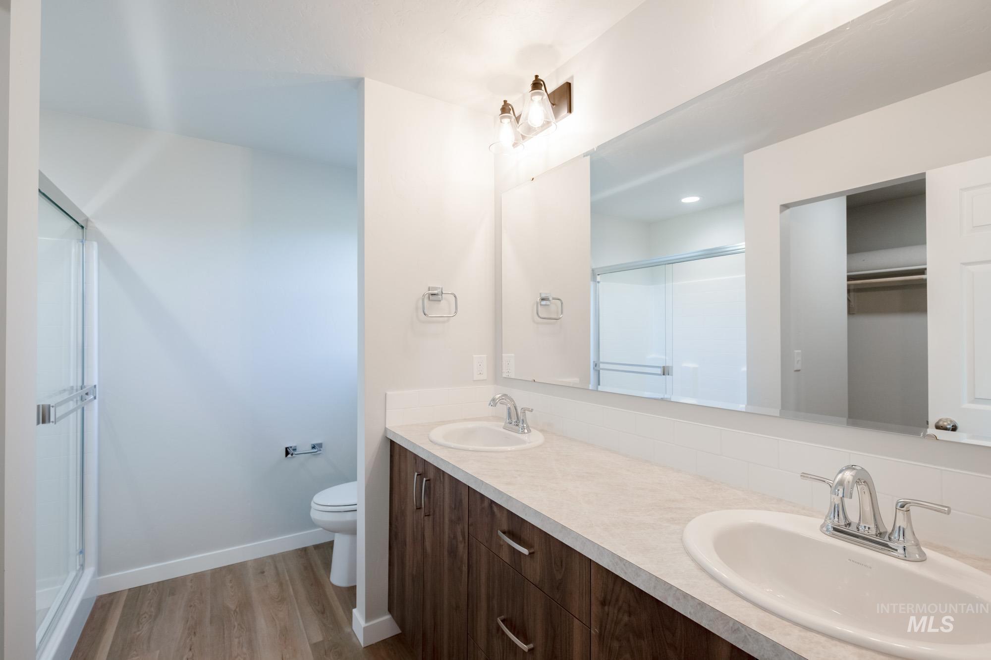 234 Caribou Ct, Horseshoe Bend, Idaho 83629, 3 Bedrooms, 2.5 Bathrooms, Residential For Sale, Price $386,990,MLS 98966365