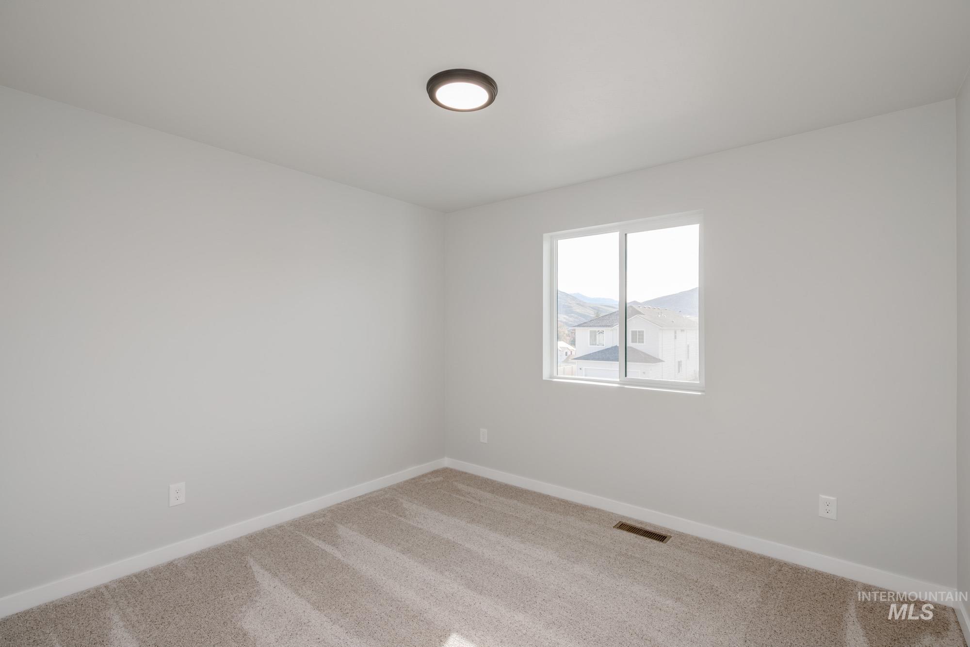 234 Caribou Ct, Horseshoe Bend, Idaho 83629, 3 Bedrooms, 2.5 Bathrooms, Residential For Sale, Price $386,990,MLS 98966365