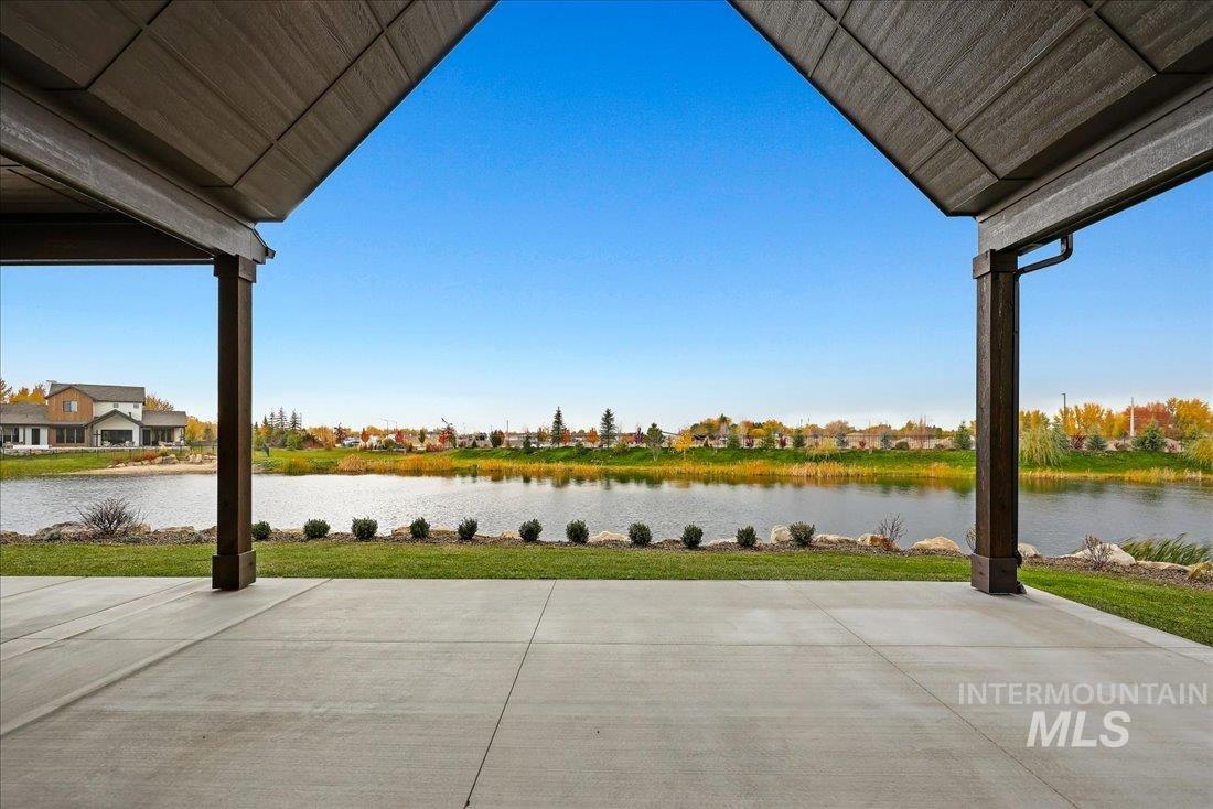 486 Joy Ave., Middleton, Idaho 83644, 3 Bedrooms, 2.5 Bathrooms, Residential For Sale, Price $1,299,000,MLS 98966371