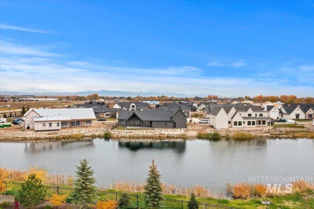 486 Joy Ave., Middleton, Idaho 83644, 3 Bedrooms, 2.5 Bathrooms, Residential For Sale, Price $1,299,000,MLS 98966371