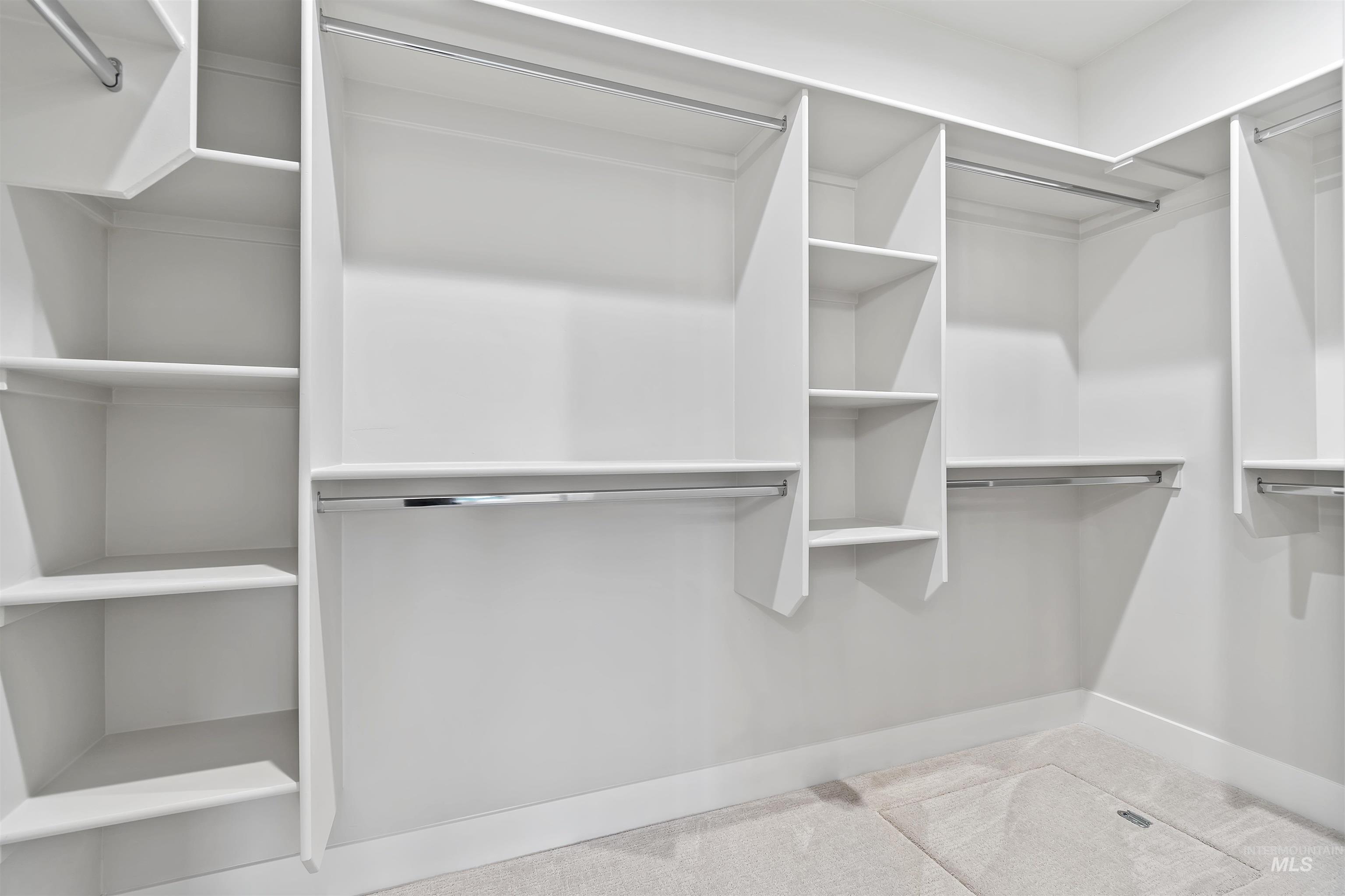 11260 W Tara Iti Ln., Kuna, Idaho 83646, 3 Bedrooms, 2 Bathrooms, Residential For Sale, Price $459,880,MLS 98966387