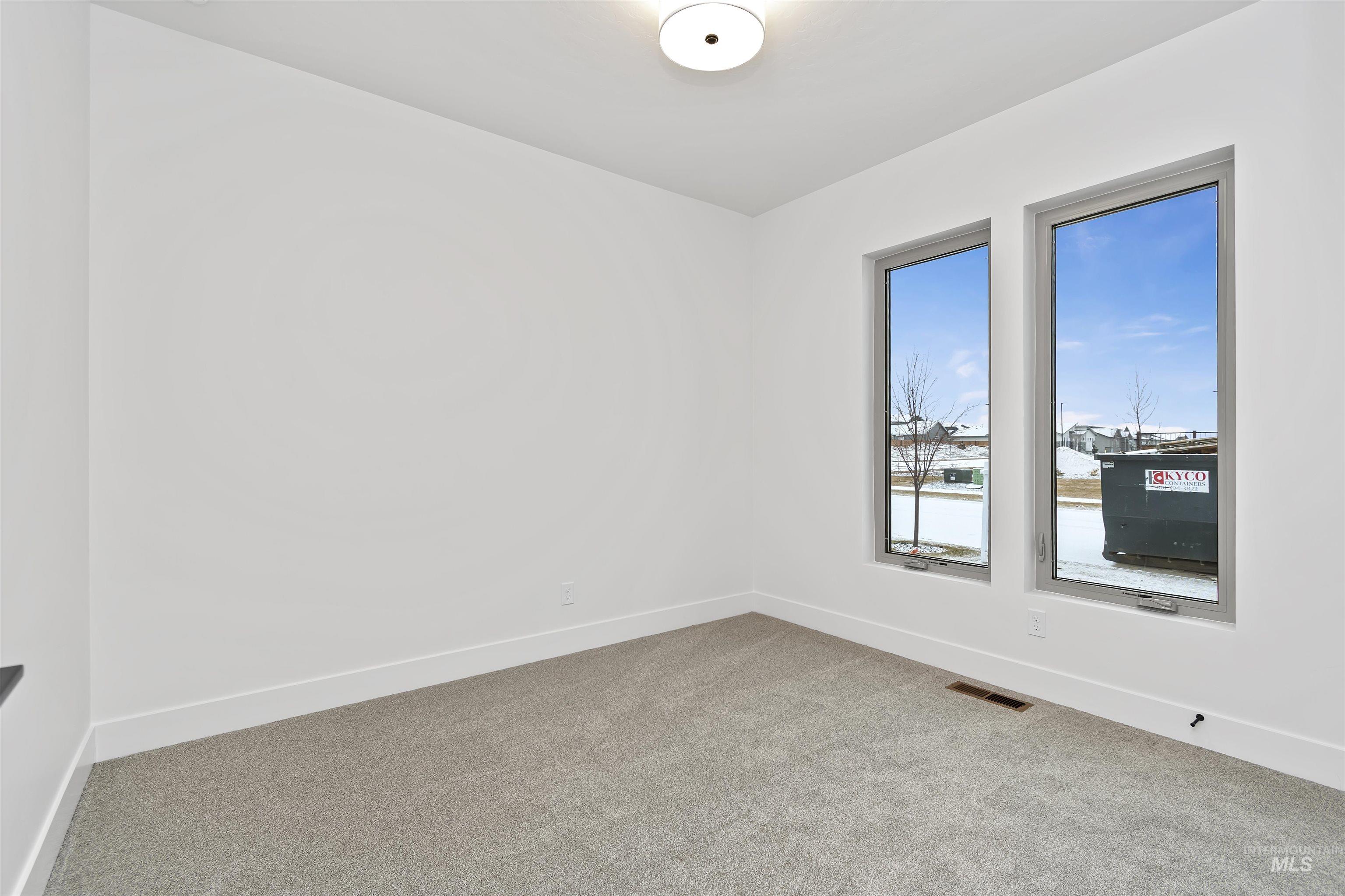 11260 W Tara Iti Ln., Kuna, Idaho 83646, 3 Bedrooms, 2 Bathrooms, Residential For Sale, Price $459,880,MLS 98966387