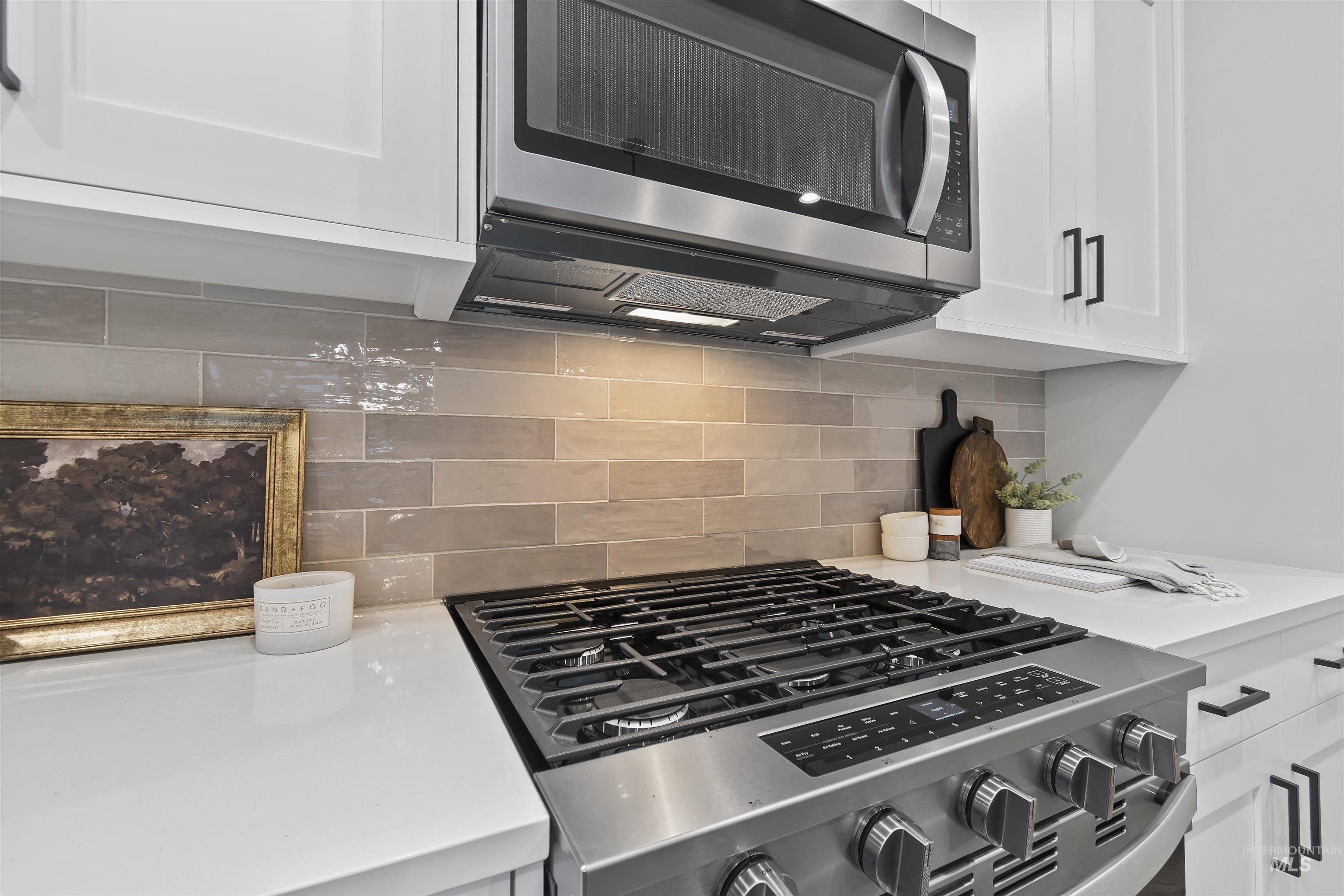 11260 W Tara Iti Ln., Kuna, Idaho 83646, 3 Bedrooms, 2 Bathrooms, Residential For Sale, Price $459,880,MLS 98966387