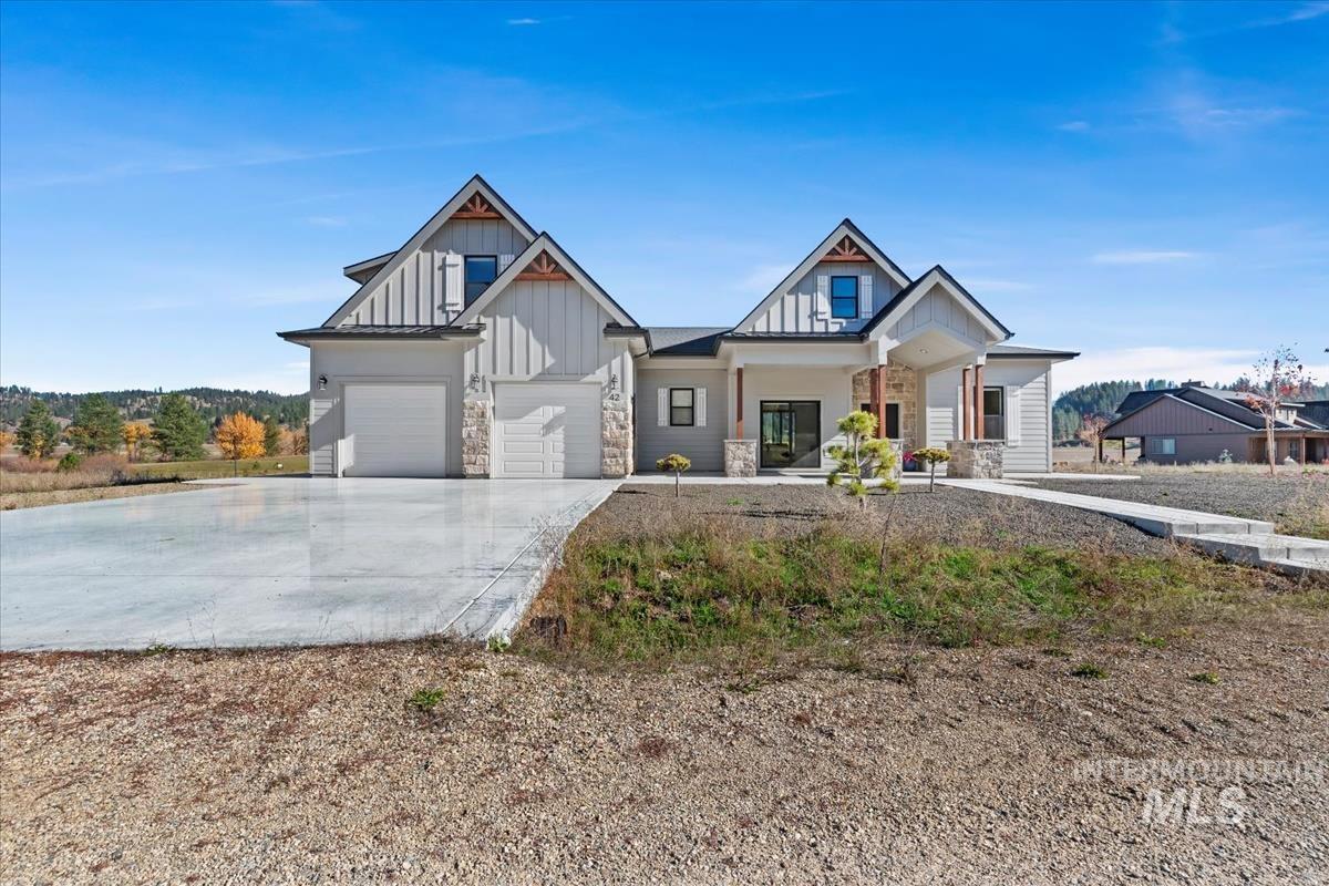 42 Singing Spring Way, Garden Valley, Idaho 83622, 4 Bedrooms, 3 Bathrooms, Residential For Sale, Price $1,048,000, 98966392