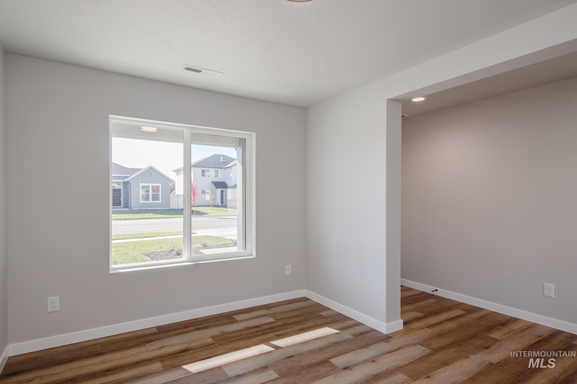 9052 W Camellia St, Nampa, Idaho 83687, 4 Bedrooms, 2.5 Bathrooms, Residential For Sale, Price $449,990, 98966399