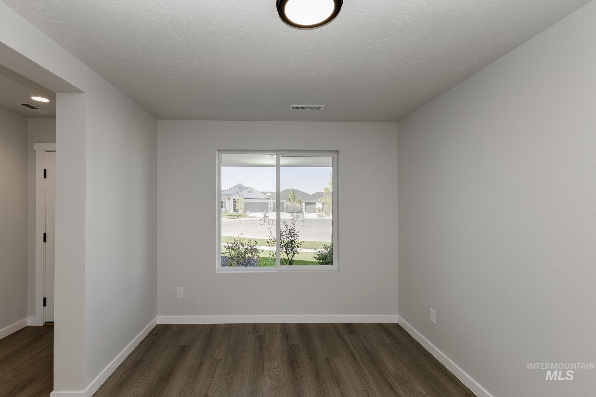 9052 W Camellia St, Nampa, Idaho 83687, 4 Bedrooms, 2.5 Bathrooms, Residential For Sale, Price $449,990,MLS 98966399