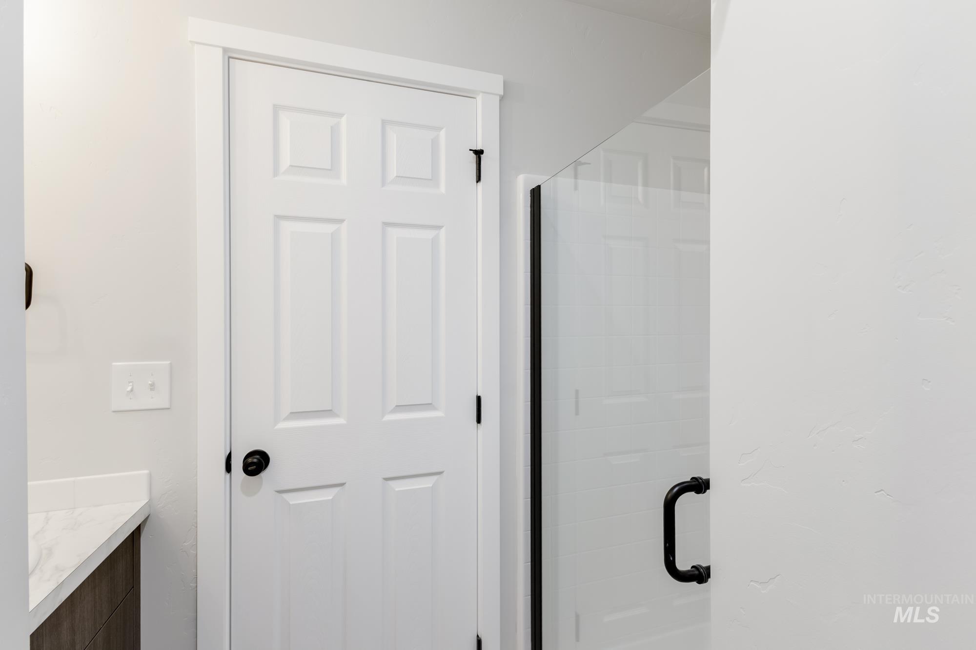 2329 N Iditarod Ave, Kuna, Idaho 83634, 5 Bedrooms, 3 Bathrooms, Residential For Sale, Price $494,990, 98966401