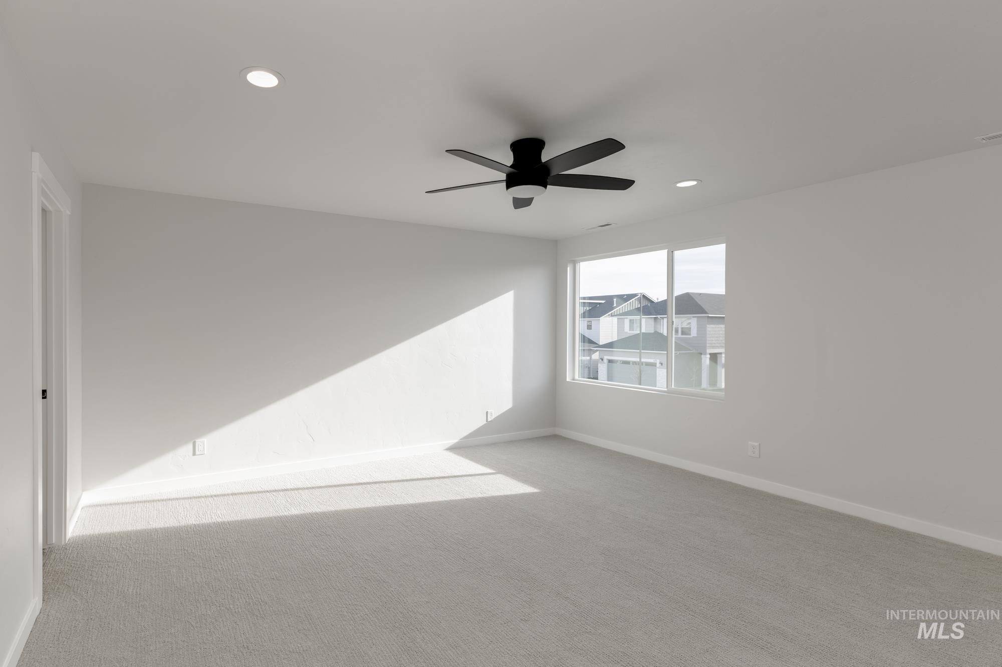 4180 E Kalinga St, Meridian, Idaho 83642, 3 Bedrooms, 2.5 Bathrooms, Residential For Sale, Price $439,990,MLS 98966402