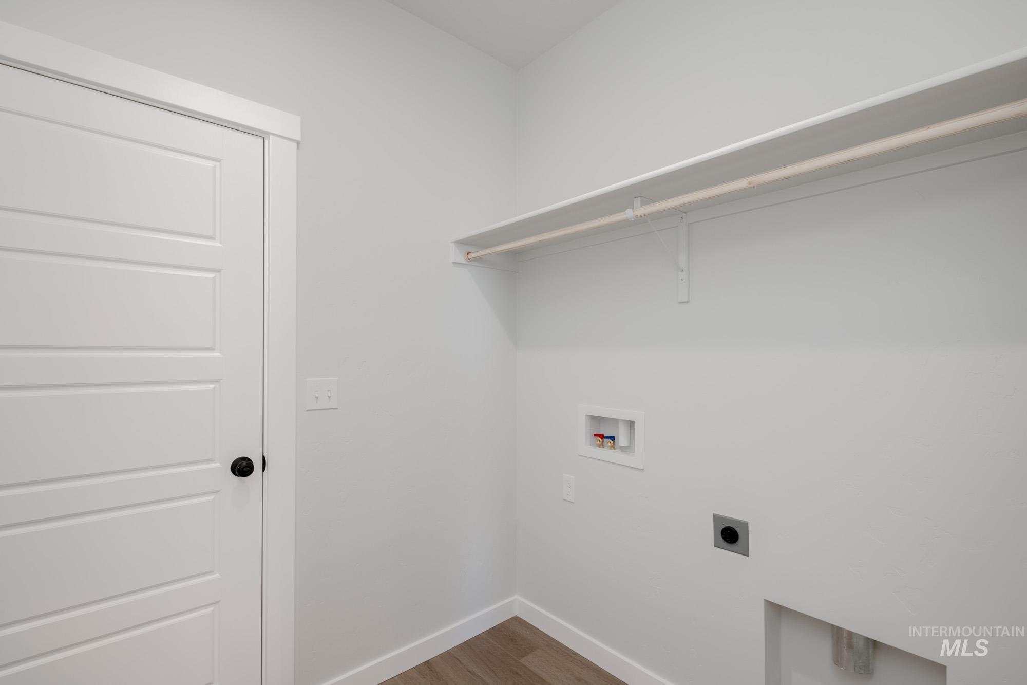 5053 S Amorita Ave, Meridian, Idaho 83642, 3 Bedrooms, 2.5 Bathrooms, Residential For Sale, Price $430,990,MLS 98966403