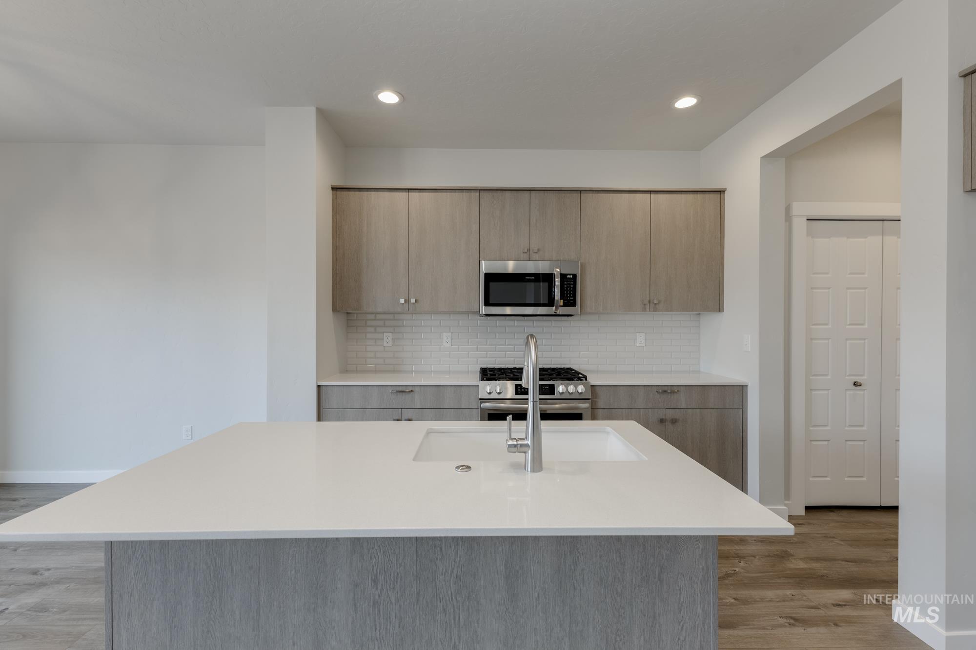 5076 S Amorita Ave, Meridian, Idaho 83642, 3 Bedrooms, 2.5 Bathrooms, Residential For Sale, Price $450,990,MLS 98966405