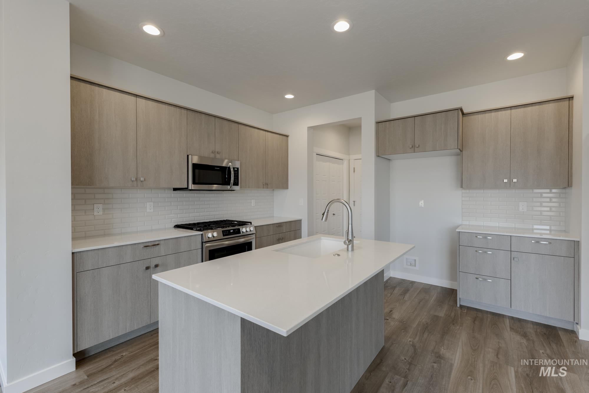 5076 S Amorita Ave, Meridian, Idaho 83642, 3 Bedrooms, 2.5 Bathrooms, Residential For Sale, Price $450,990,MLS 98966405