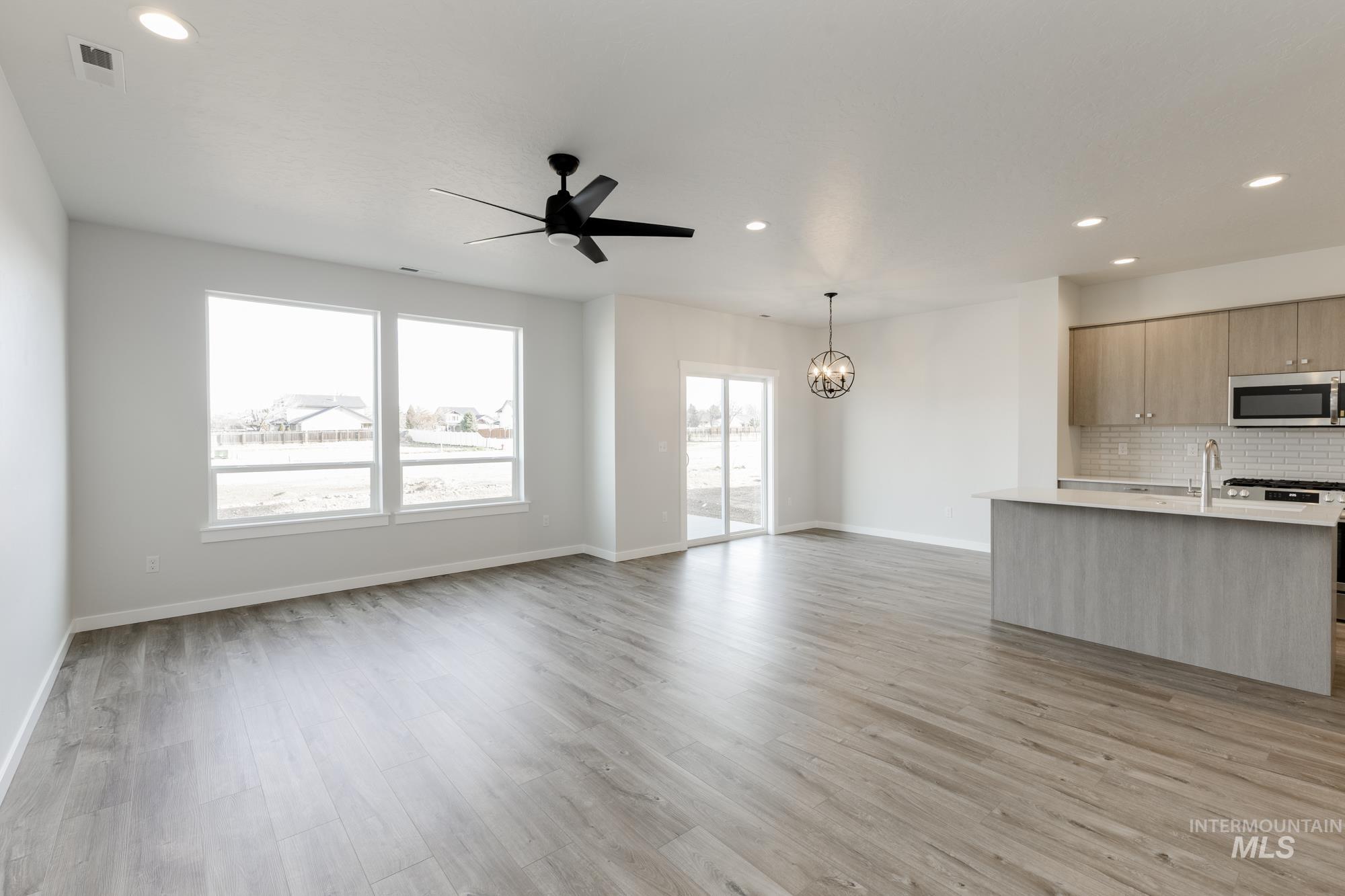 5076 S Amorita Ave, Meridian, Idaho 83642, 3 Bedrooms, 2.5 Bathrooms, Residential For Sale, Price $450,990,MLS 98966405