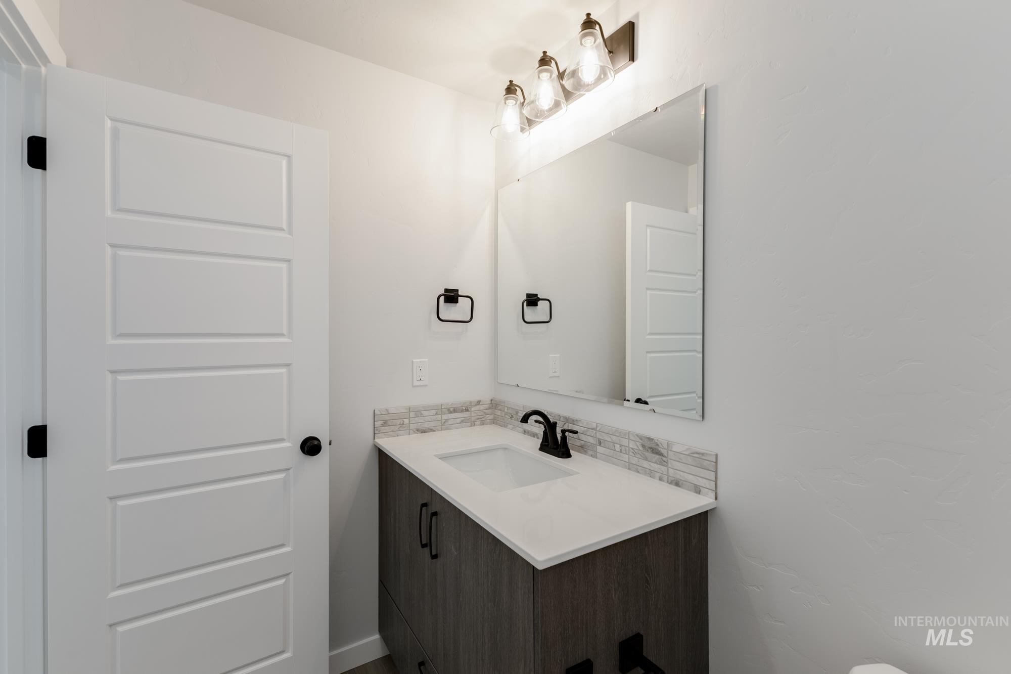 5058 S Amorita Ave, Meridian, Idaho 83642, 4 Bedrooms, 2.5 Bathrooms, Residential For Sale, Price $479,990,MLS 98966407