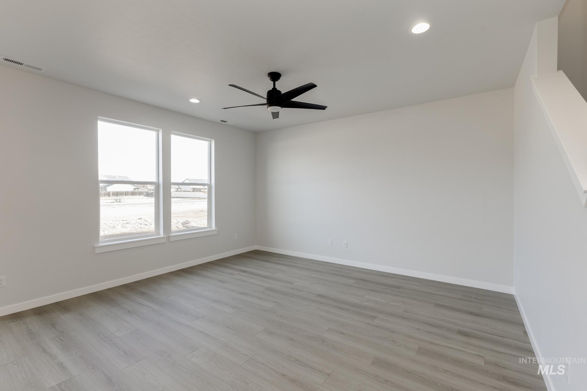 5058 S Amorita Ave, Meridian, Idaho 83642, 4 Bedrooms, 2.5 Bathrooms, Residential For Sale, Price $479,990,MLS 98966407