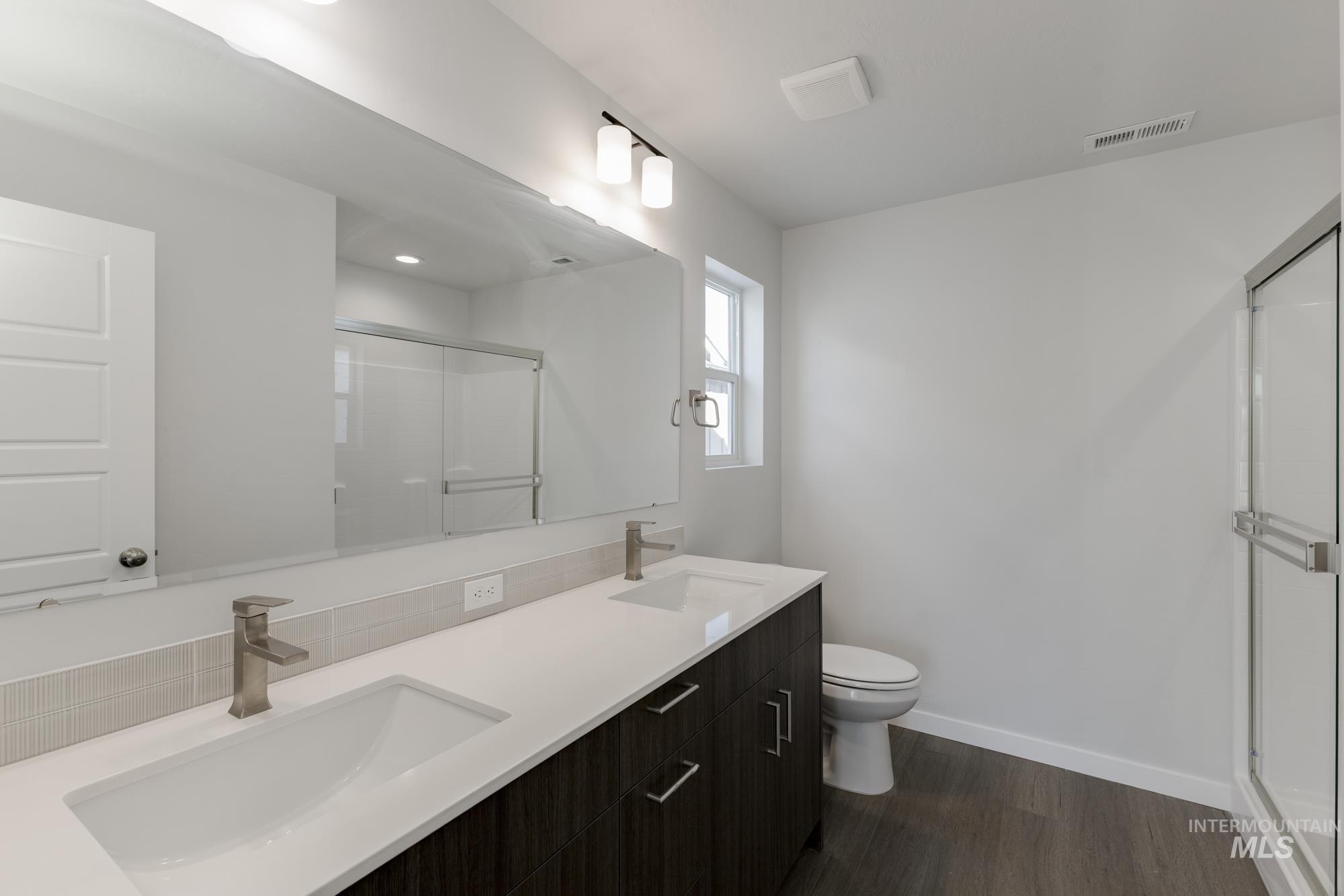 5034 S Amorita Ave, Meridian, Idaho 83642, 3 Bedrooms, 2.5 Bathrooms, Residential For Sale, Price $440,990,MLS 98966408