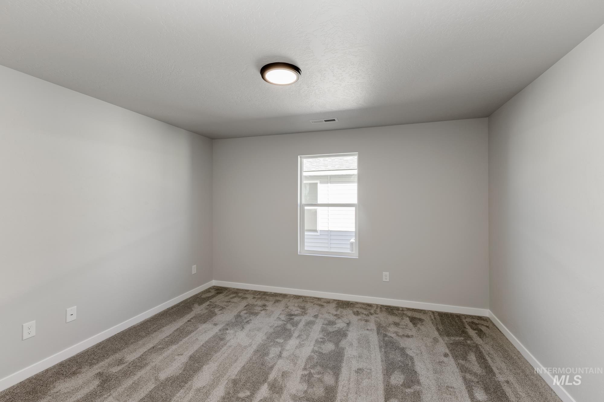 308 N Coltsfoot Ave, Kuna, Idaho 83634, 3 Bedrooms, 2 Bathrooms, Residential For Sale, Price $414,990,MLS 98966410