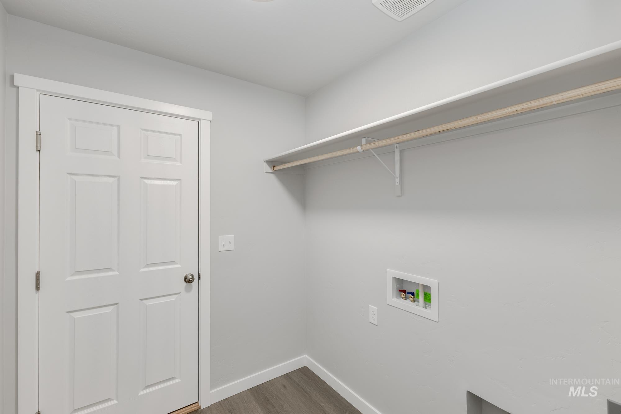 2272 W Penstemon St, Kuna, Idaho 83634, 3 Bedrooms, 2 Bathrooms, Residential For Sale, Price $394,990,MLS 98966412