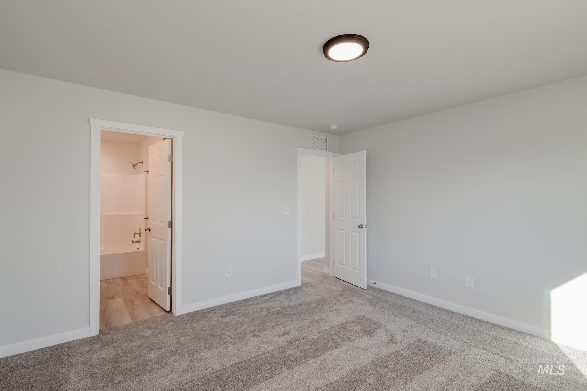 298 N Meadowsweet Ave, Kuna, Idaho 83634, 3 Bedrooms, 2 Bathrooms, Residential For Sale, Price $390,990,MLS 98966416