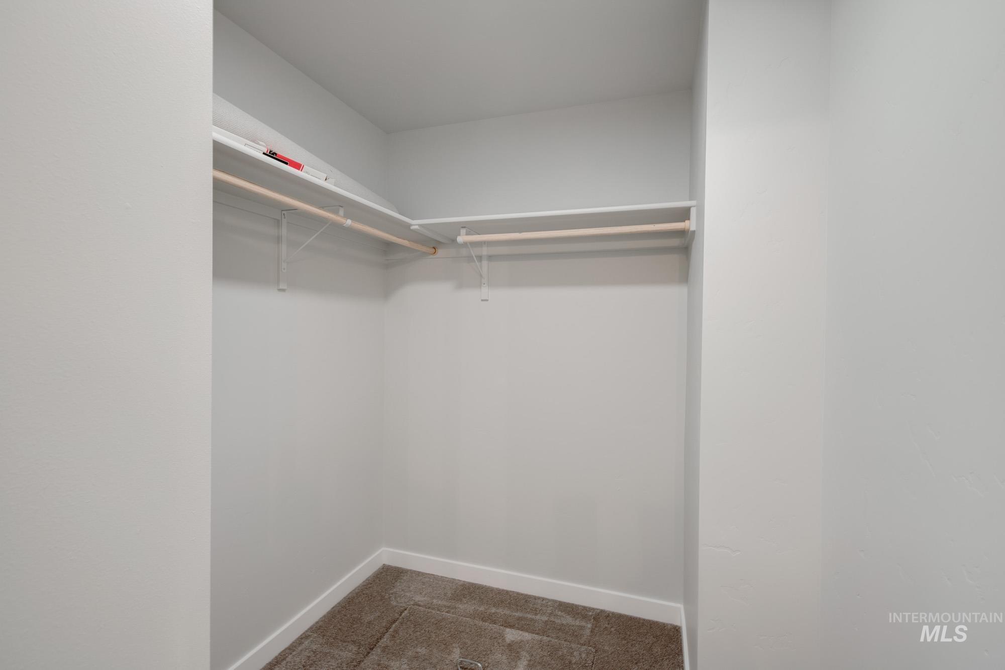 298 N Meadowsweet Ave, Kuna, Idaho 83634, 3 Bedrooms, 2 Bathrooms, Residential For Sale, Price $390,990,MLS 98966416