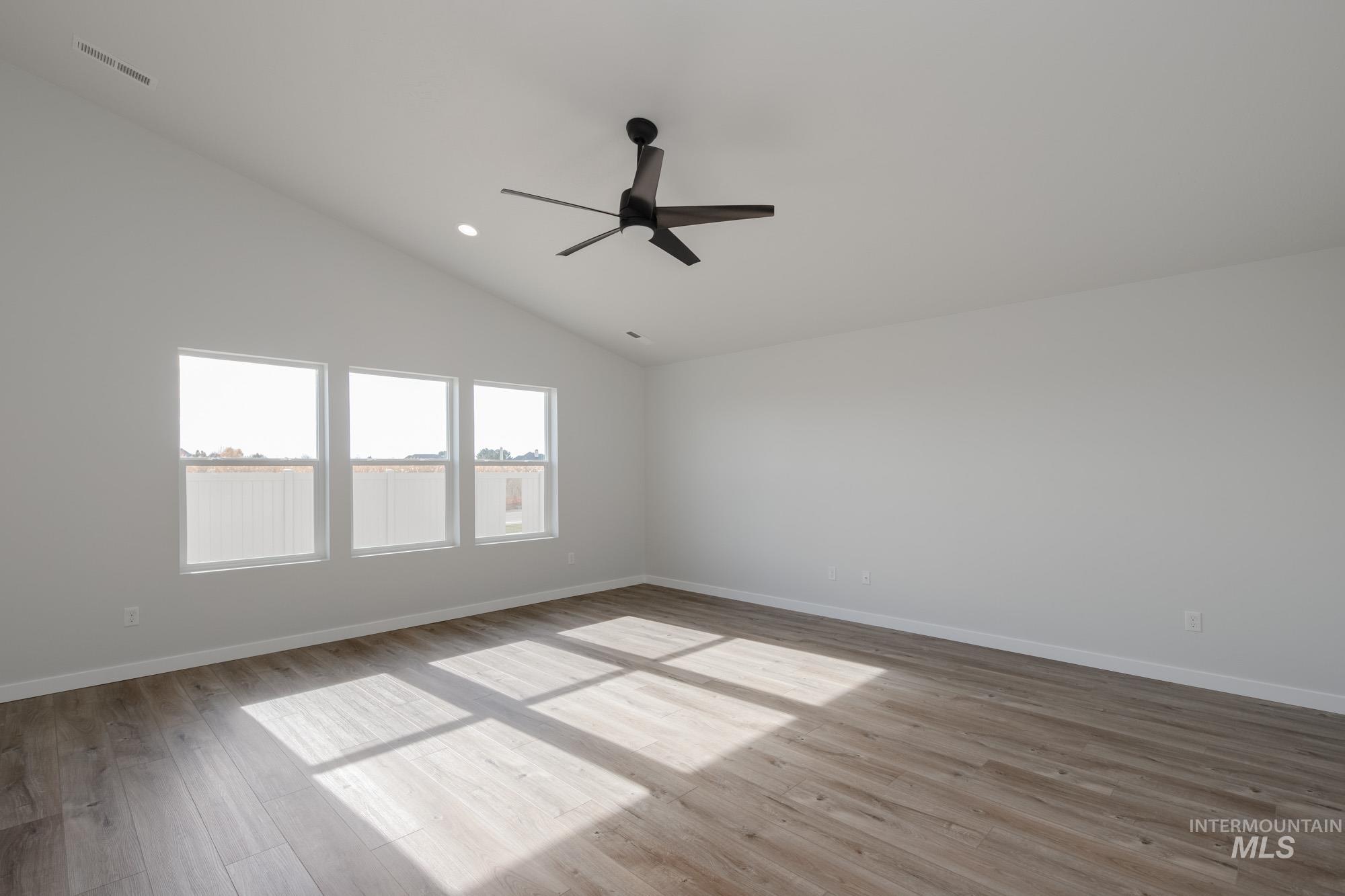 3849 W Maypearl St, Meridian, Idaho 83642, 4 Bedrooms, 2 Bathrooms, Residential For Sale, Price $464,990,MLS 98966419