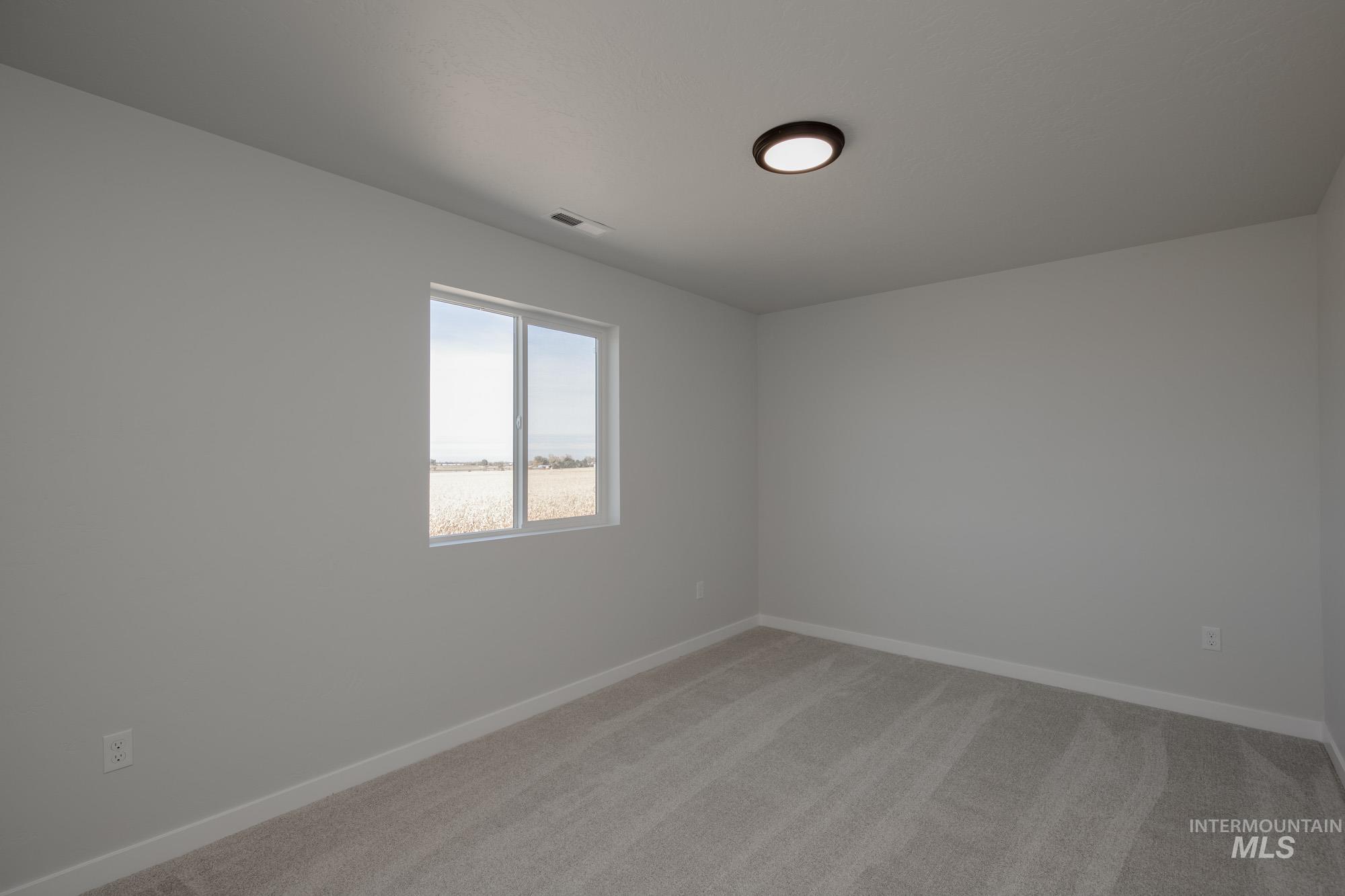 7031 S Old Farm Ave, Meridian, Idaho 83642, 5 Bedrooms, 3 Bathrooms, Residential For Sale, Price $514,990,MLS 98966421