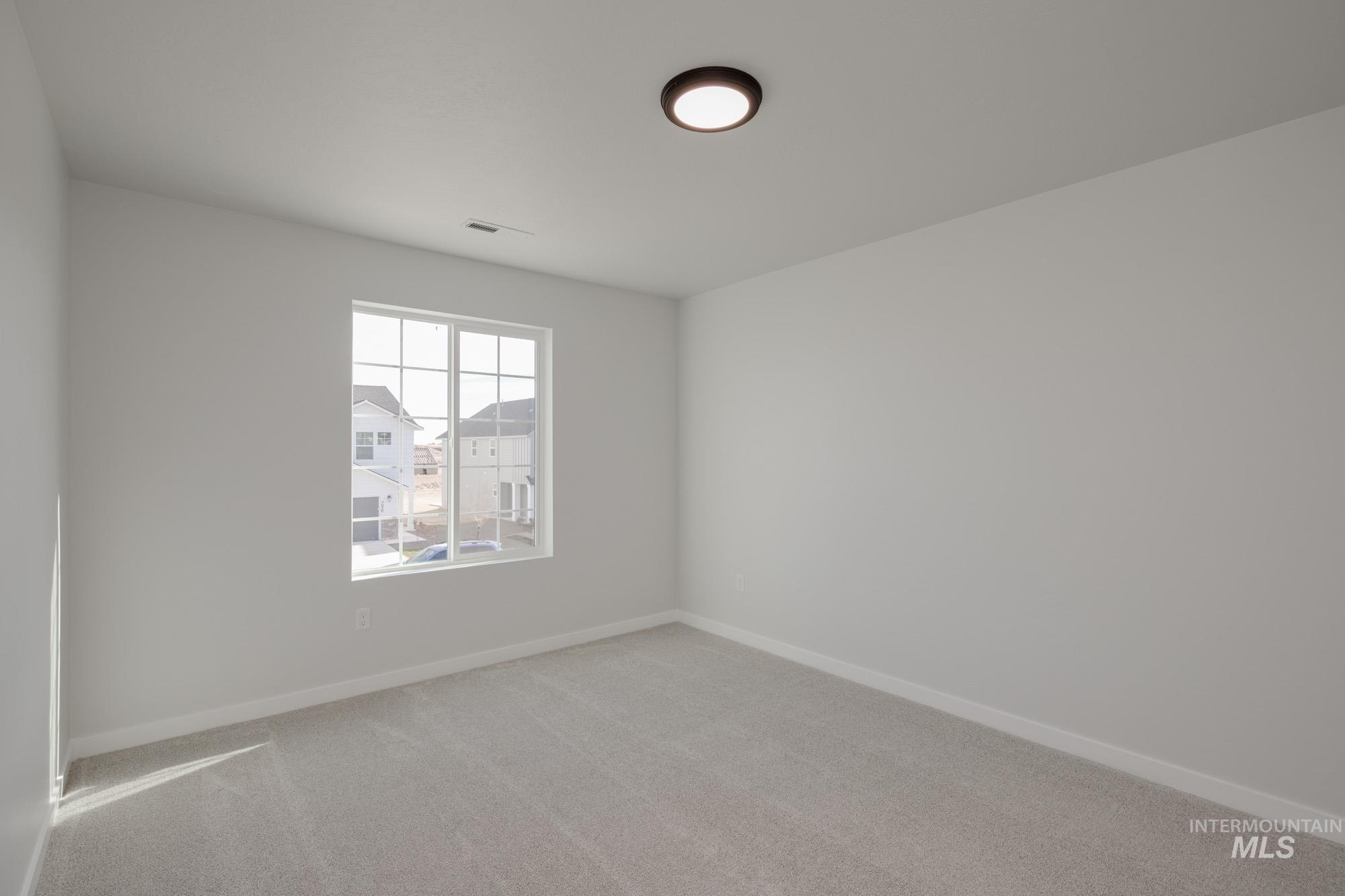 7031 S Old Farm Ave, Meridian, Idaho 83642, 5 Bedrooms, 3 Bathrooms, Residential For Sale, Price $514,990,MLS 98966421