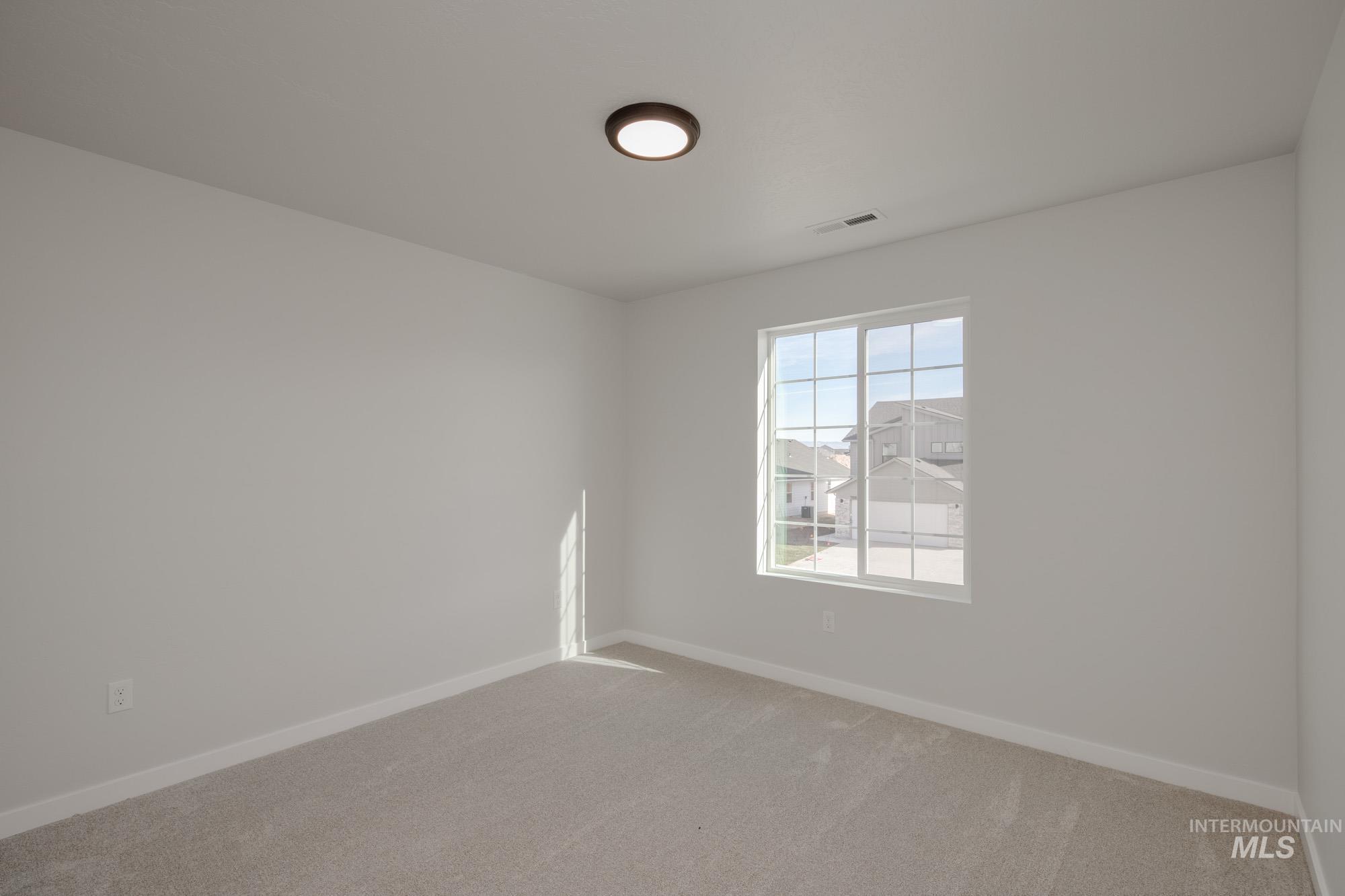 7031 S Old Farm Ave, Meridian, Idaho 83642, 5 Bedrooms, 3 Bathrooms, Residential For Sale, Price $514,990,MLS 98966421