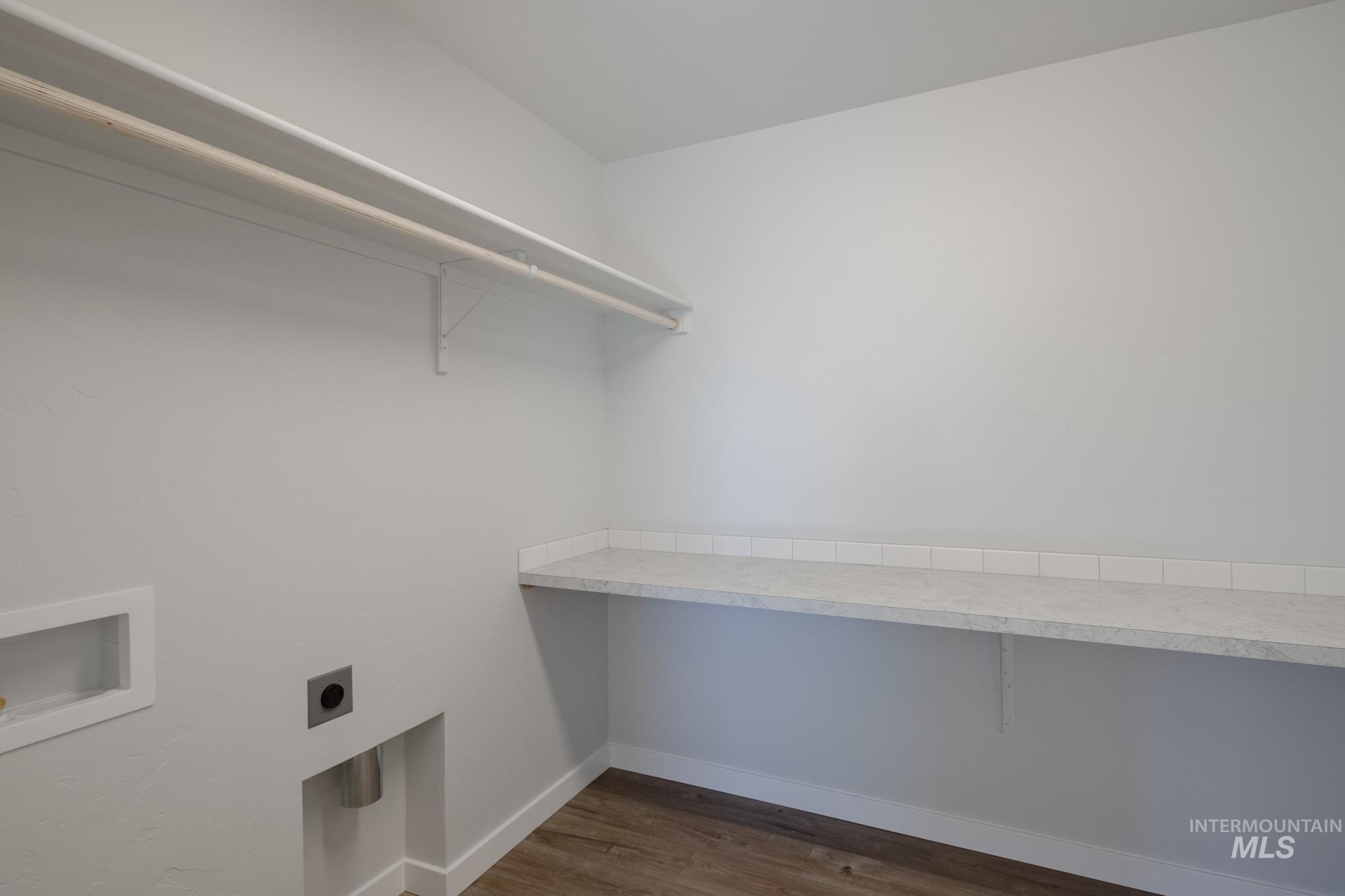 5304 Castleton Ave, Nampa, Idaho 83686, 4 Bedrooms, 2.5 Bathrooms, Residential For Sale, Price $559,990,MLS 98966424