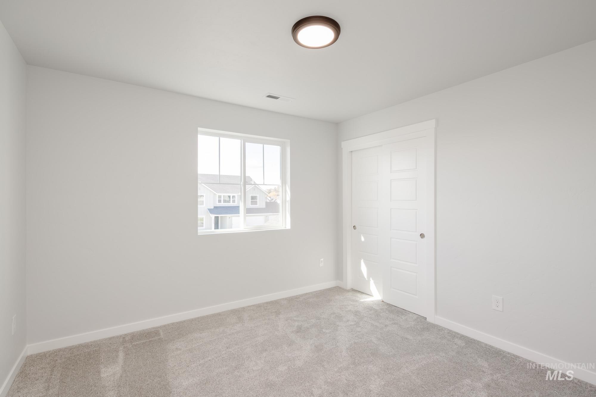 5304 Castleton Ave, Nampa, Idaho 83686, 4 Bedrooms, 2.5 Bathrooms, Residential For Sale, Price $559,990,MLS 98966424