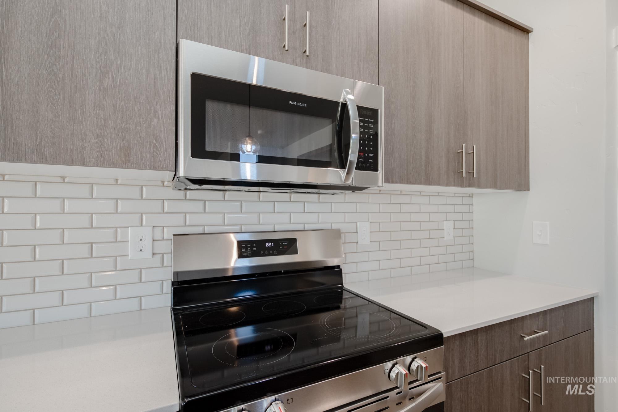 5304 Castleton Ave, Nampa, Idaho 83686, 4 Bedrooms, 2.5 Bathrooms, Residential For Sale, Price $559,990,MLS 98966424