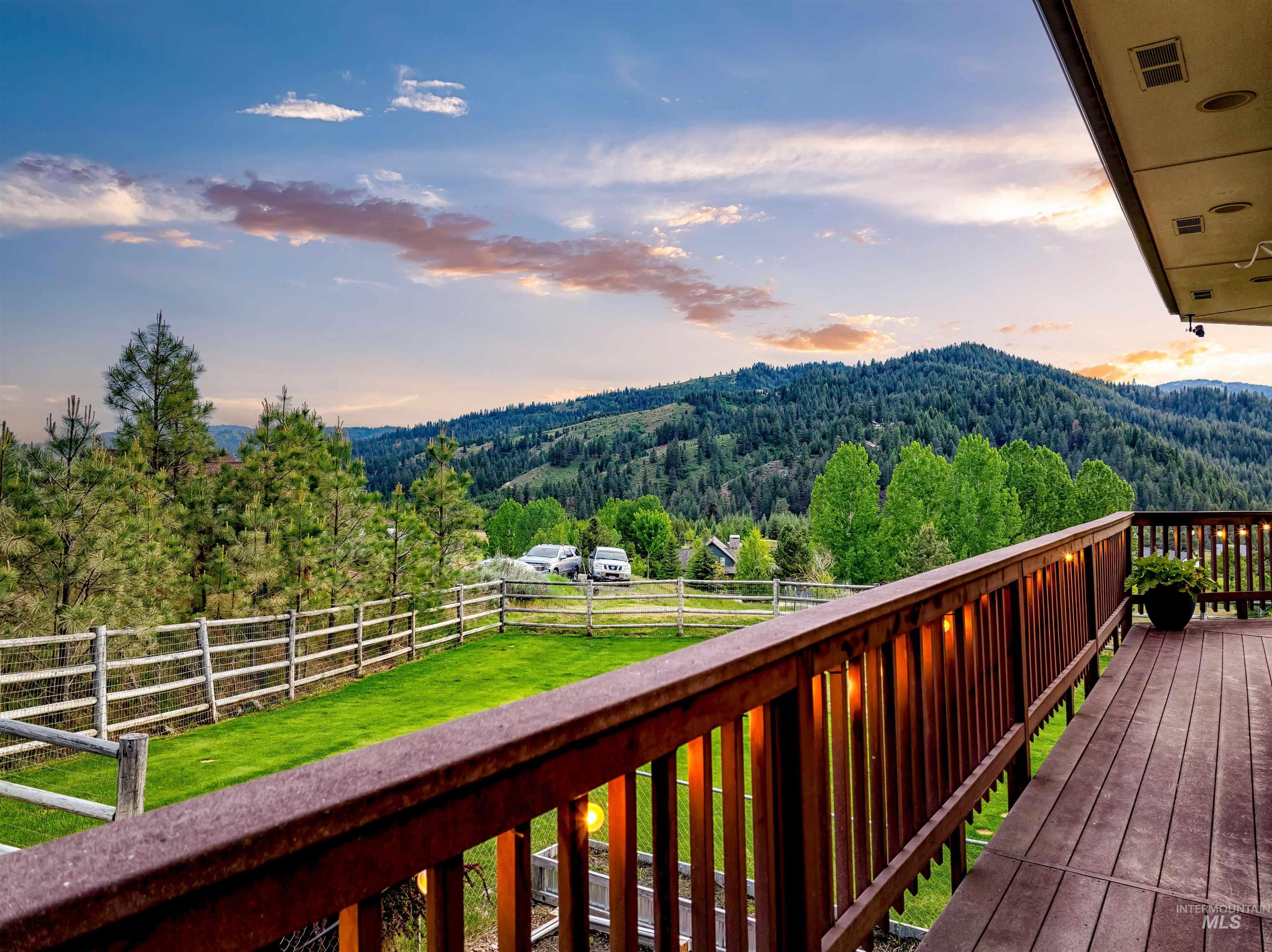 65 Peregrine Drive, Boise, Idaho 83716, 5 Bedrooms, 4 Bathrooms, Residential For Sale, Price $998,000,MLS 98966435