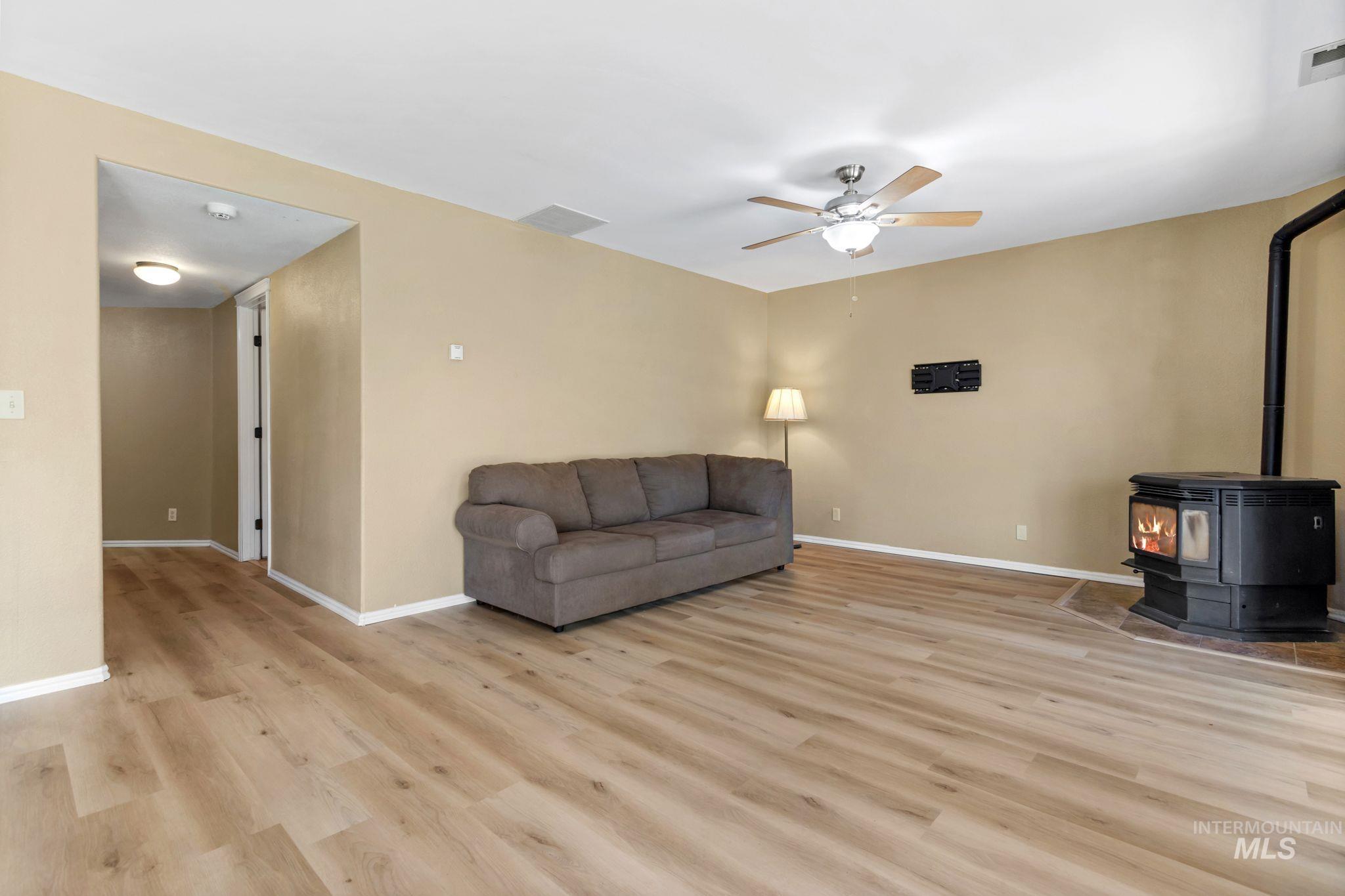 65 Peregrine Drive, Boise, Idaho 83716, 5 Bedrooms, 4 Bathrooms, Residential For Sale, Price $998,000,MLS 98966435