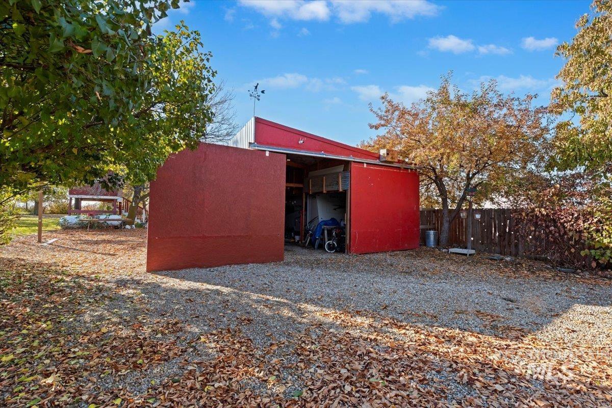 11327 W Gila, Kuna, Idaho 83634, 5 Bedrooms, 2.5 Bathrooms, Residential For Sale, Price $649,900, 98966436