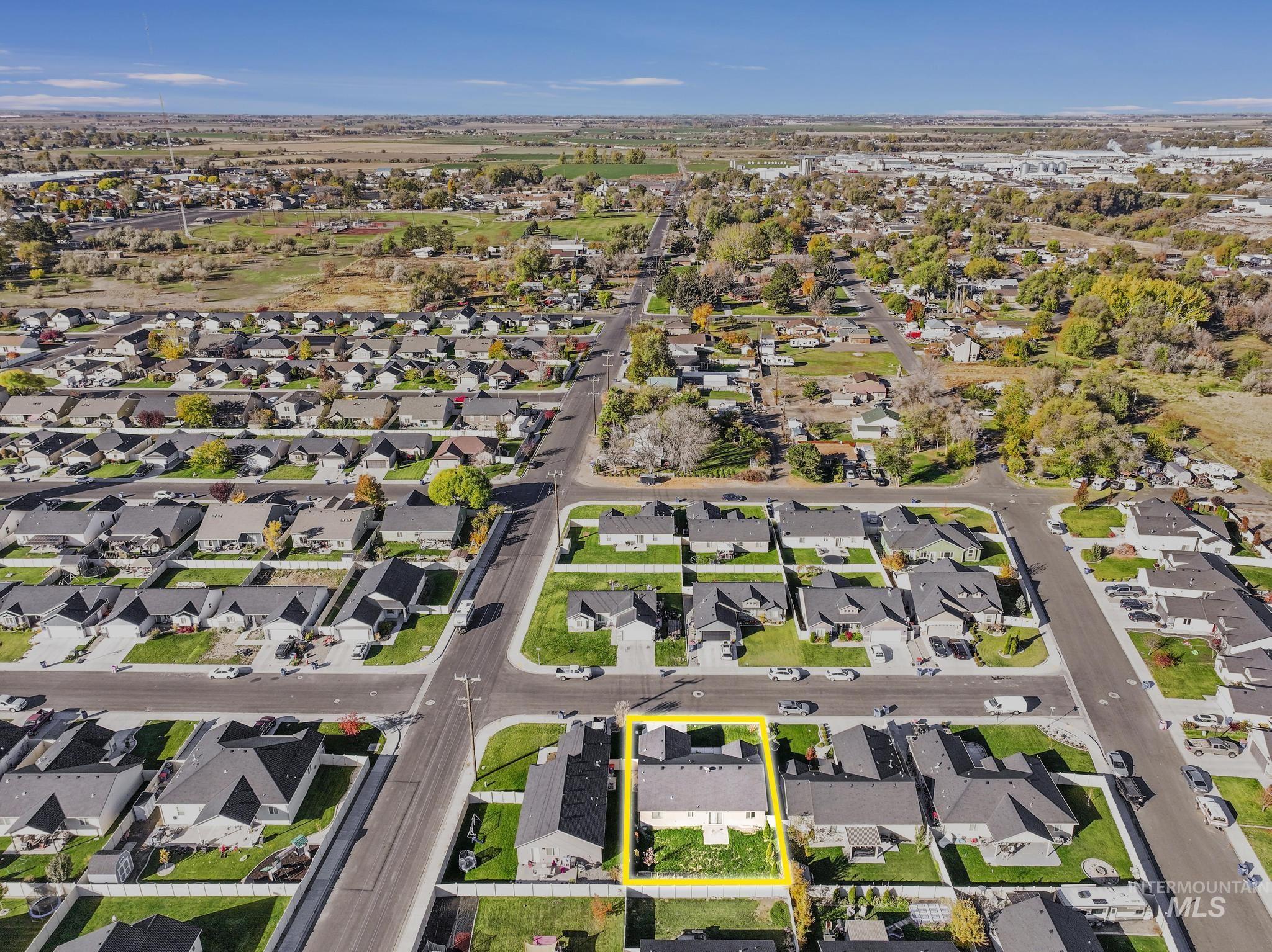 277 Benno Street, Twin Falls, Idaho 83301, 4 Bedrooms, 2 Bathrooms, Residential For Sale, Price $380,000,MLS 98966441