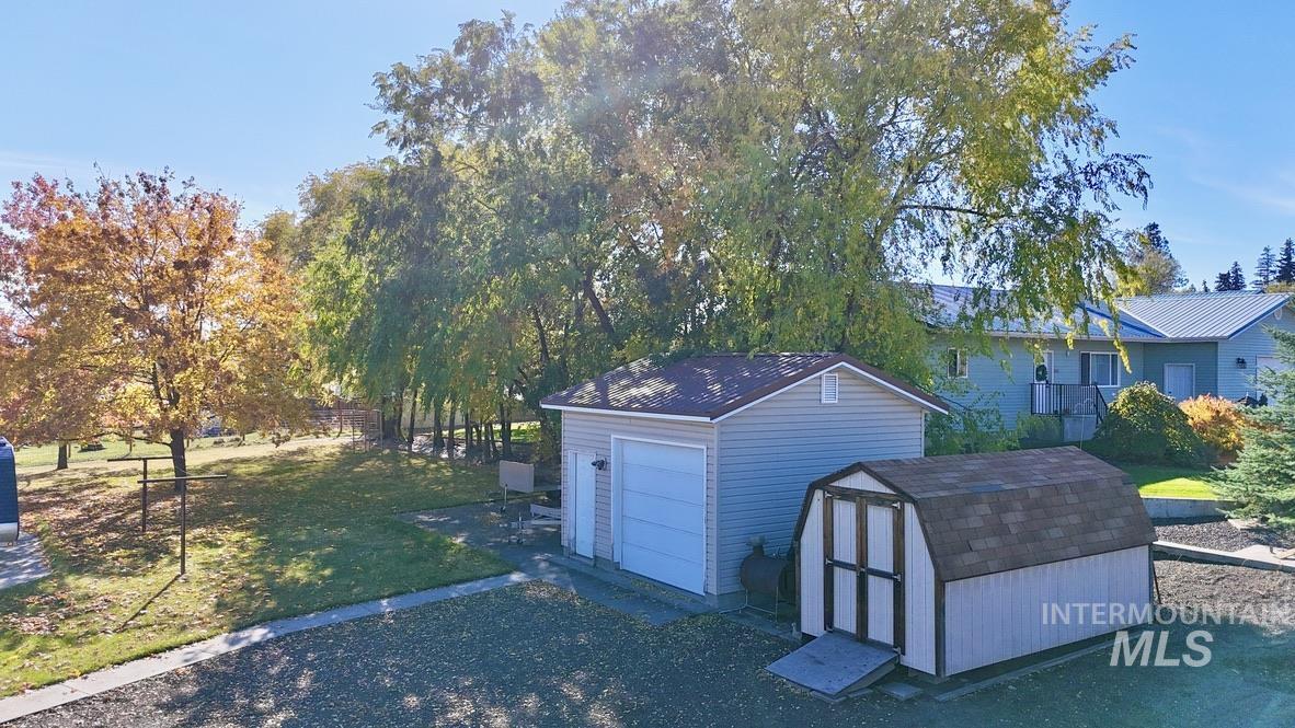 1505 Lewiston St., CottonWood, Idaho 83522, 5 Bedrooms, 3 Bathrooms, Residential For Sale, Price $469,000, 98966447