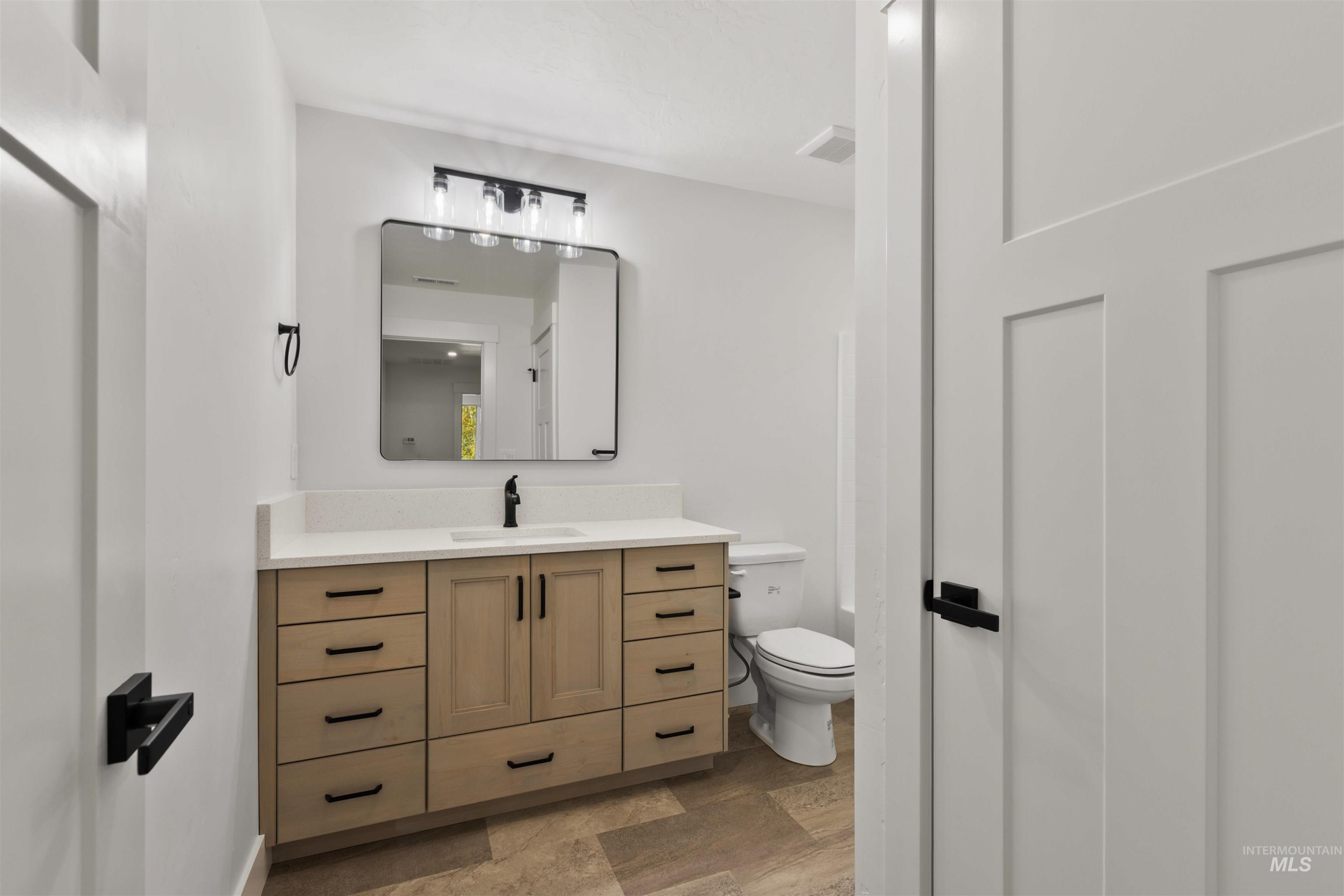 1409 Uvalde St, Caldwell, Idaho 83605, 4 Bedrooms, 2.5 Bathrooms, Residential For Sale, Price $495,000,MLS 98966448