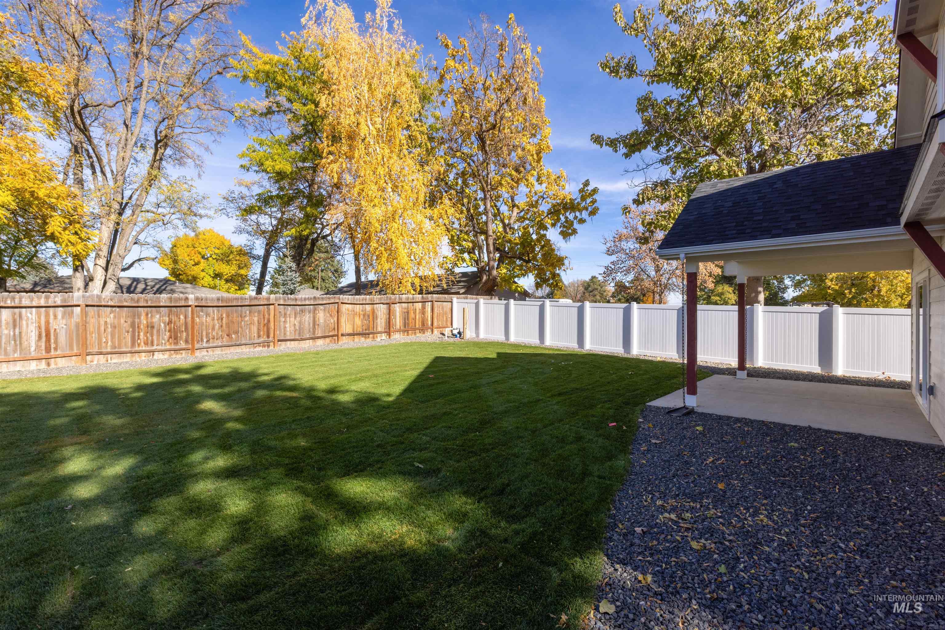 1409 Uvalde St, Caldwell, Idaho 83605, 4 Bedrooms, 2.5 Bathrooms, Residential For Sale, Price $495,000,MLS 98966448