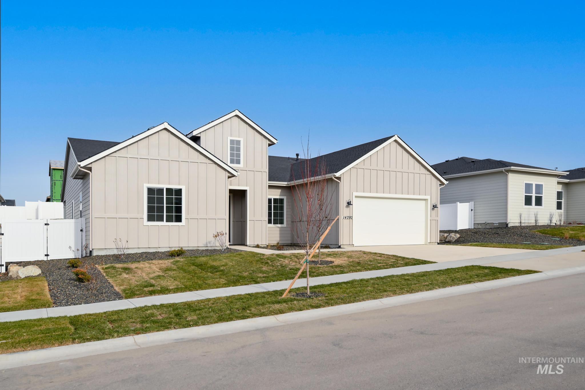 14702 Port Royal St, Caldwell, Idaho 83607, 4 Bedrooms, 3 Bathrooms, Residential For Sale, Price $619,000,MLS 98966454