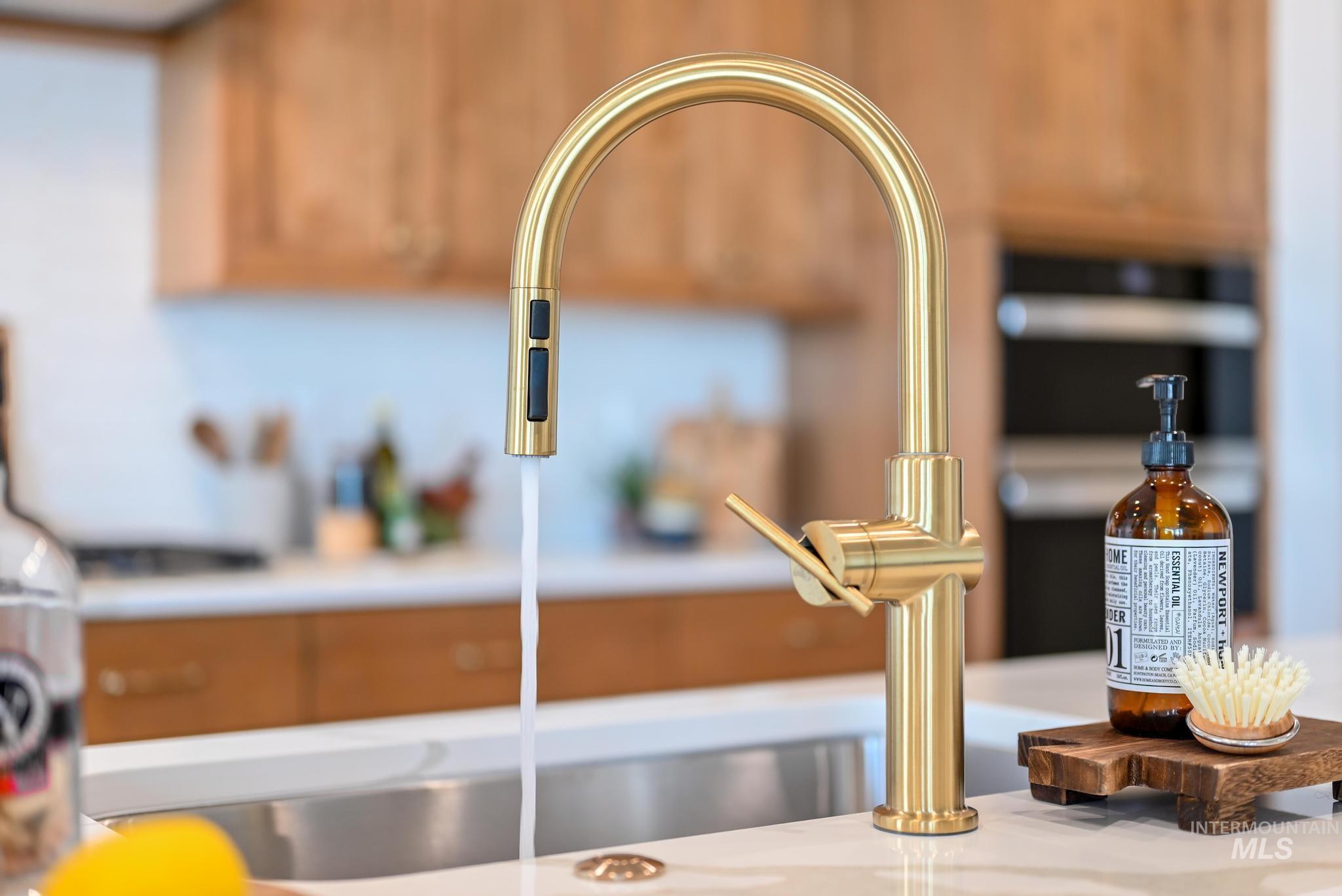 14702 Port Royal St, Caldwell, Idaho 83607, 4 Bedrooms, 3 Bathrooms, Residential For Sale, Price $619,000,MLS 98966454