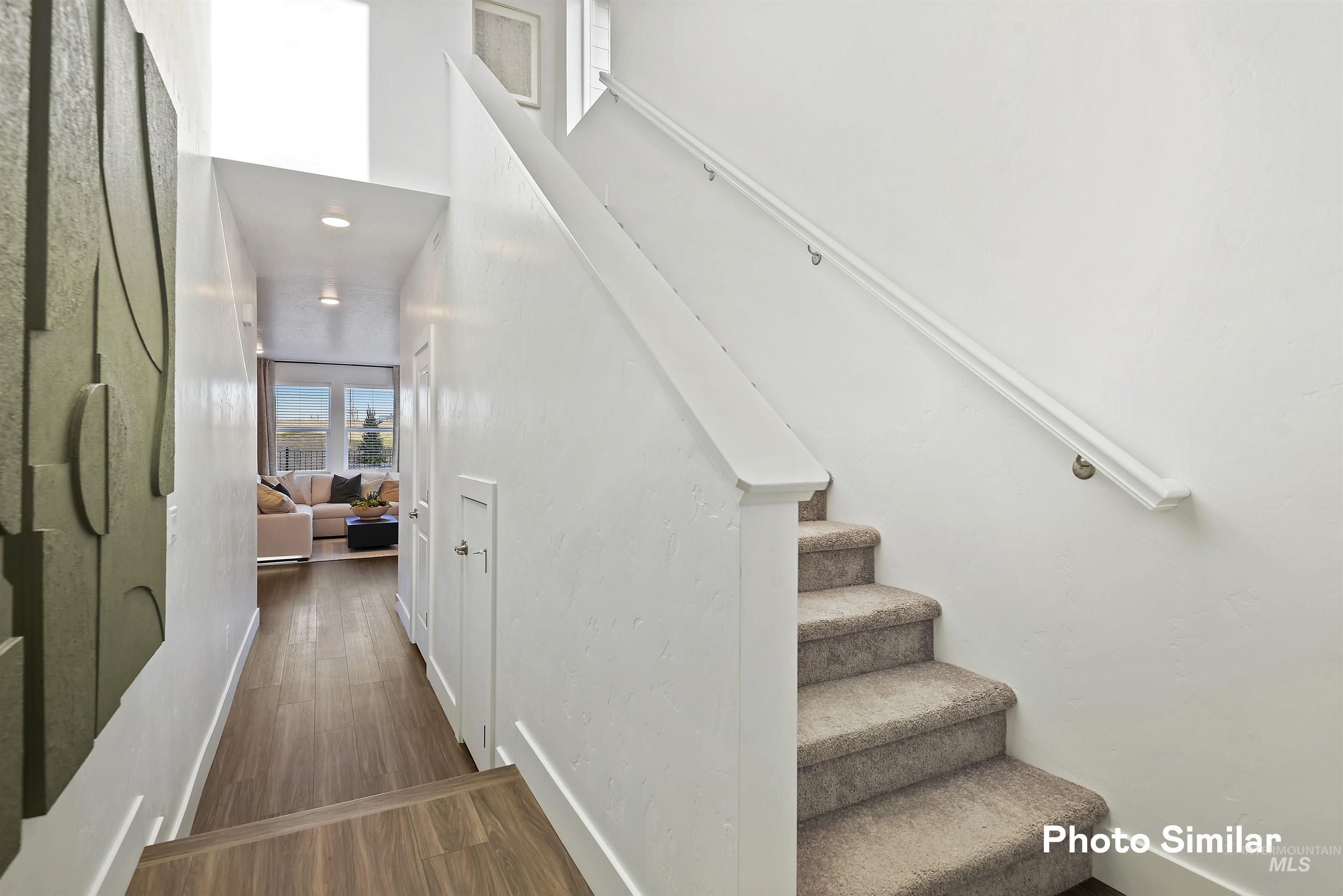 1869 N Big Star Ave, Eagle, Idaho 83616, 3 Bedrooms, 2.5 Bathrooms, Residential For Sale, Price $439,900,MLS 98966465