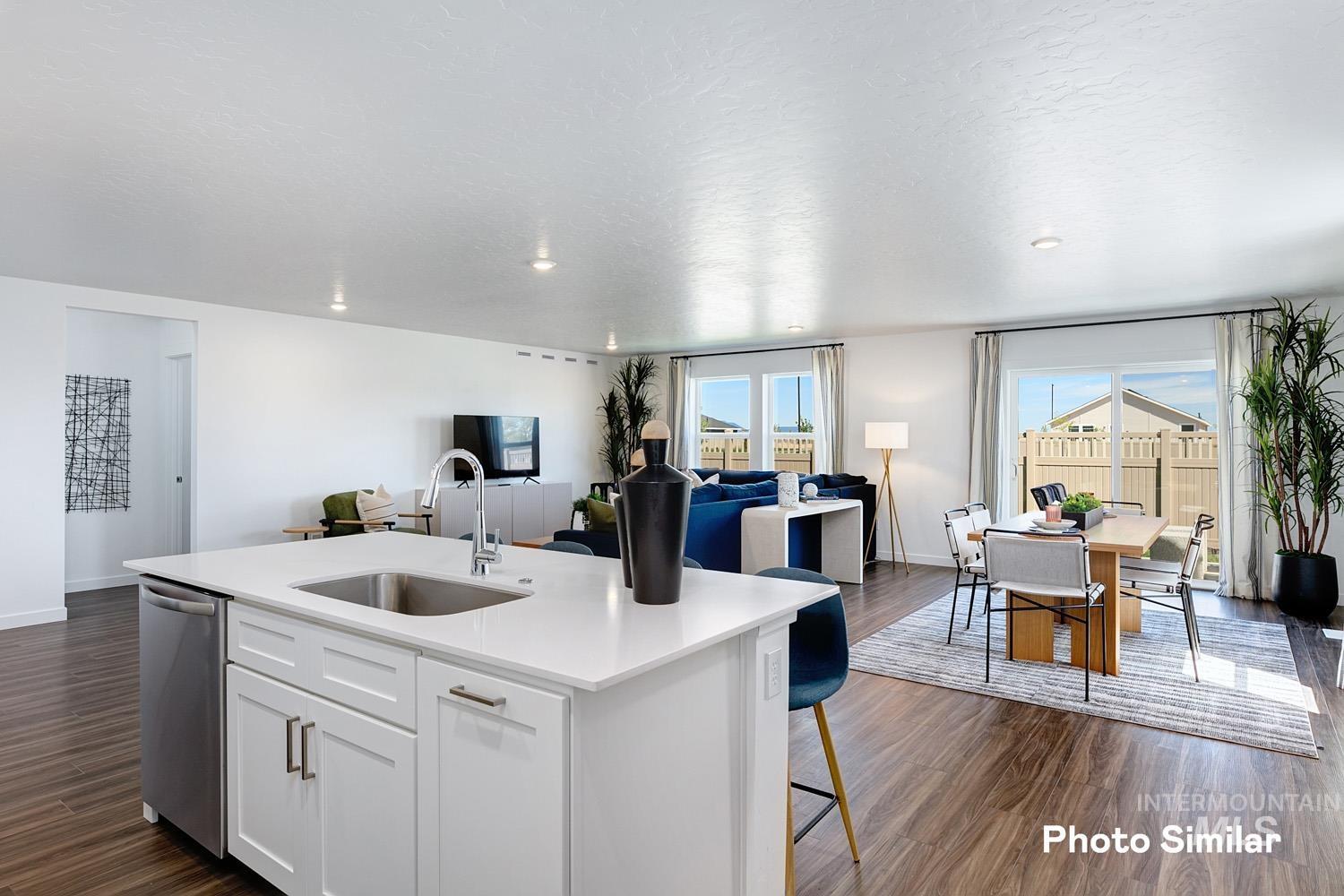 3462 S Tamayo Pl, Meridian, Idaho 83642, 3 Bedrooms, 2 Bathrooms, Residential For Sale, Price $489,900,MLS 98966482