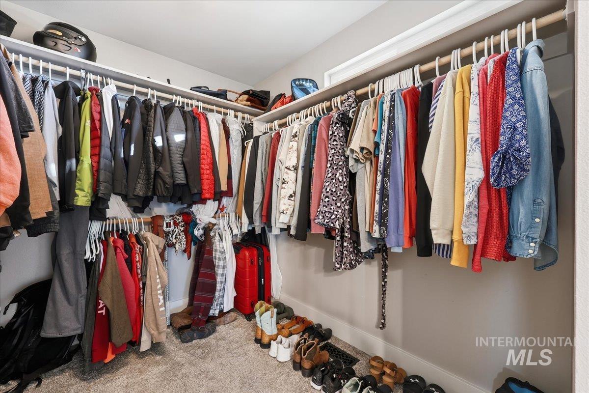 3293 W Twin View Ln, Meridian, Idaho 83642, 6 Bedrooms, 3 Bathrooms, Residential For Sale, Price $1,249,900,MLS 98966498