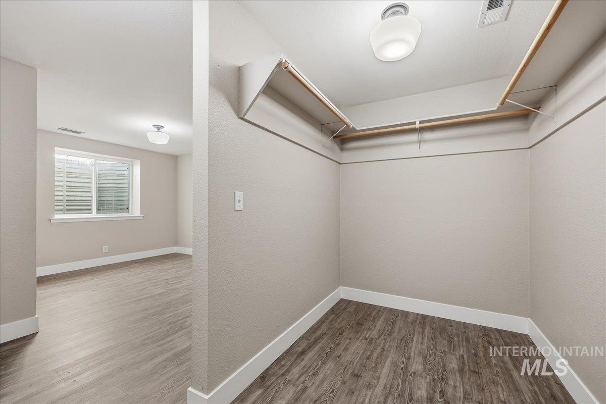 3293 W Twin View Ln, Meridian, Idaho 83642, 6 Bedrooms, 3 Bathrooms, Residential For Sale, Price $1,249,900,MLS 98966498